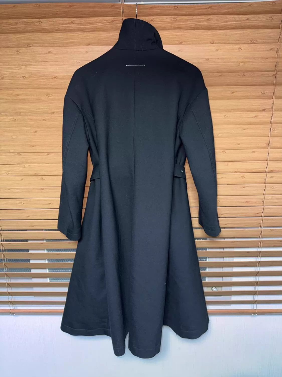 MM6 MM6 Double-Breasted Asymmetric Cavalry Collar Tie Overcoat Size S / US 4 / IT 40 - 4 Thumbnail