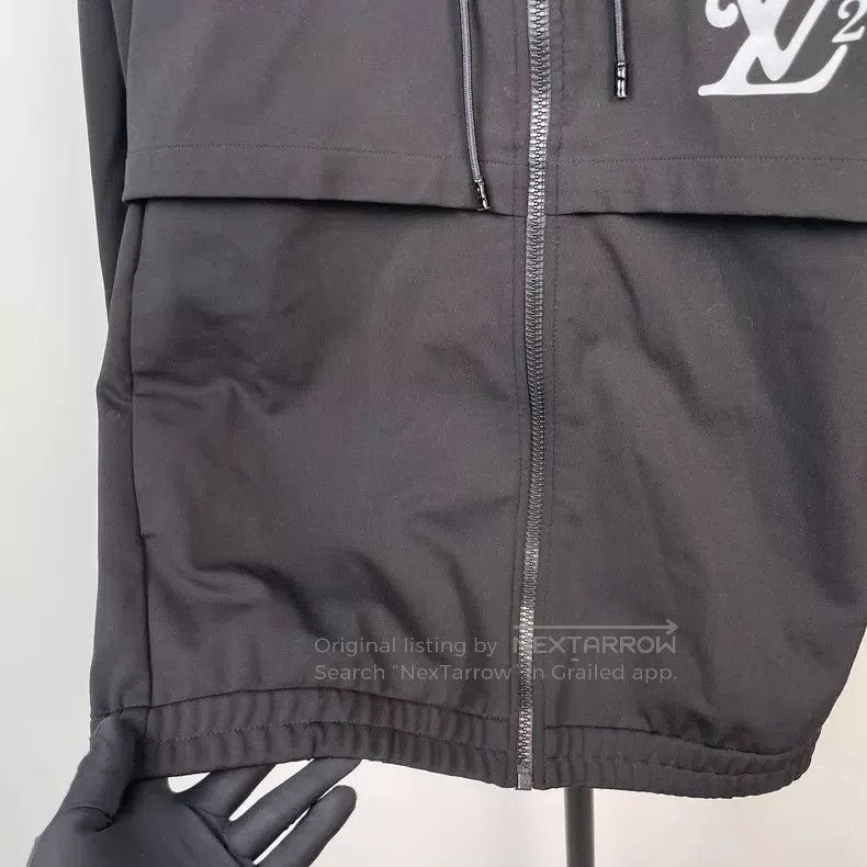 Louis Vuitton Louis Vuitton Nigo reflective logo hooded jacket Size US S / EU 44-46 / 1 - 9 Thumbnail