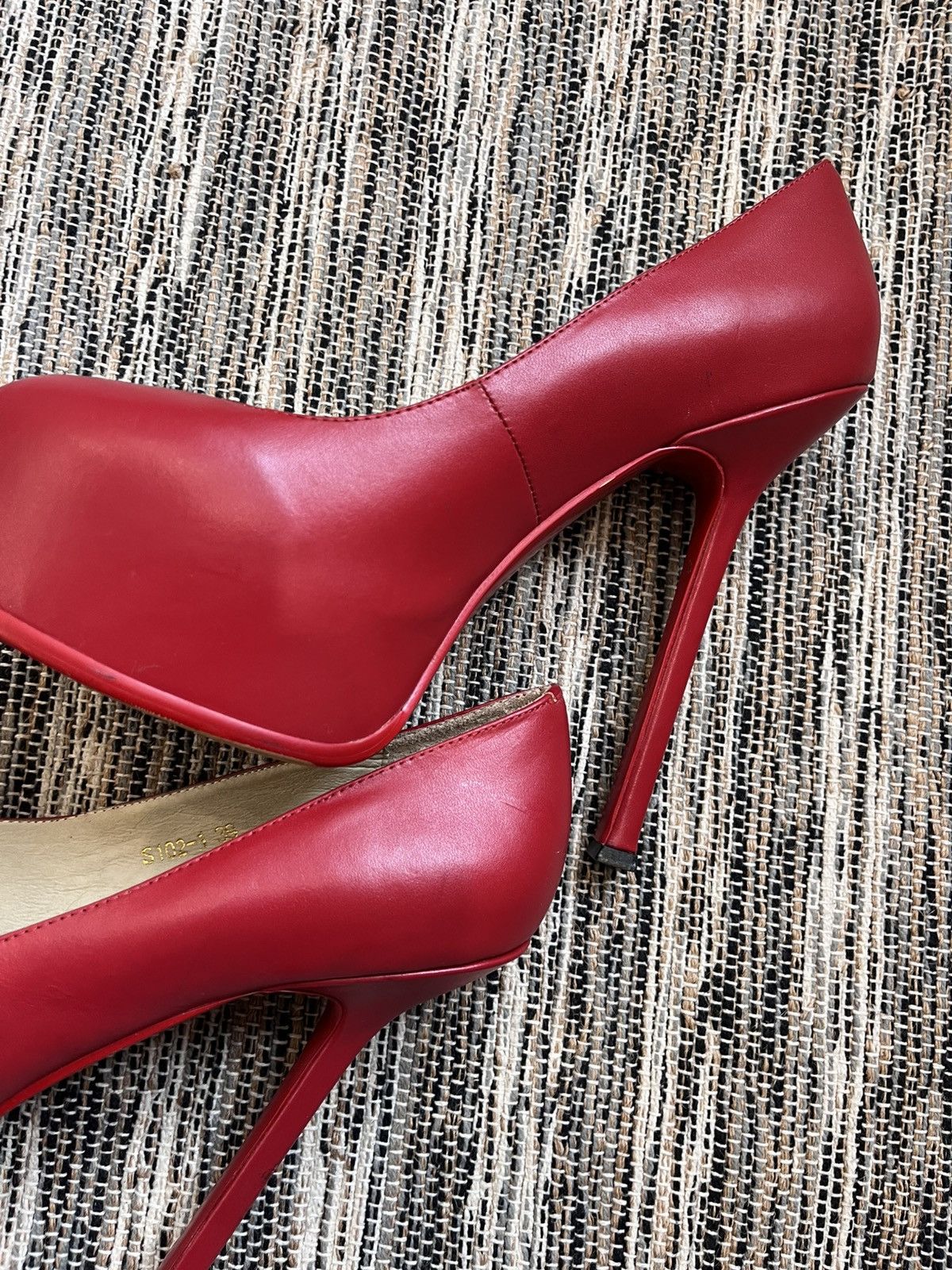 Vintage × Yves Saint Laurent Vintage Yves Saint Laurent high Heels Red Leather shoes Size US 9 / IT 39 - 7 Thumbnail