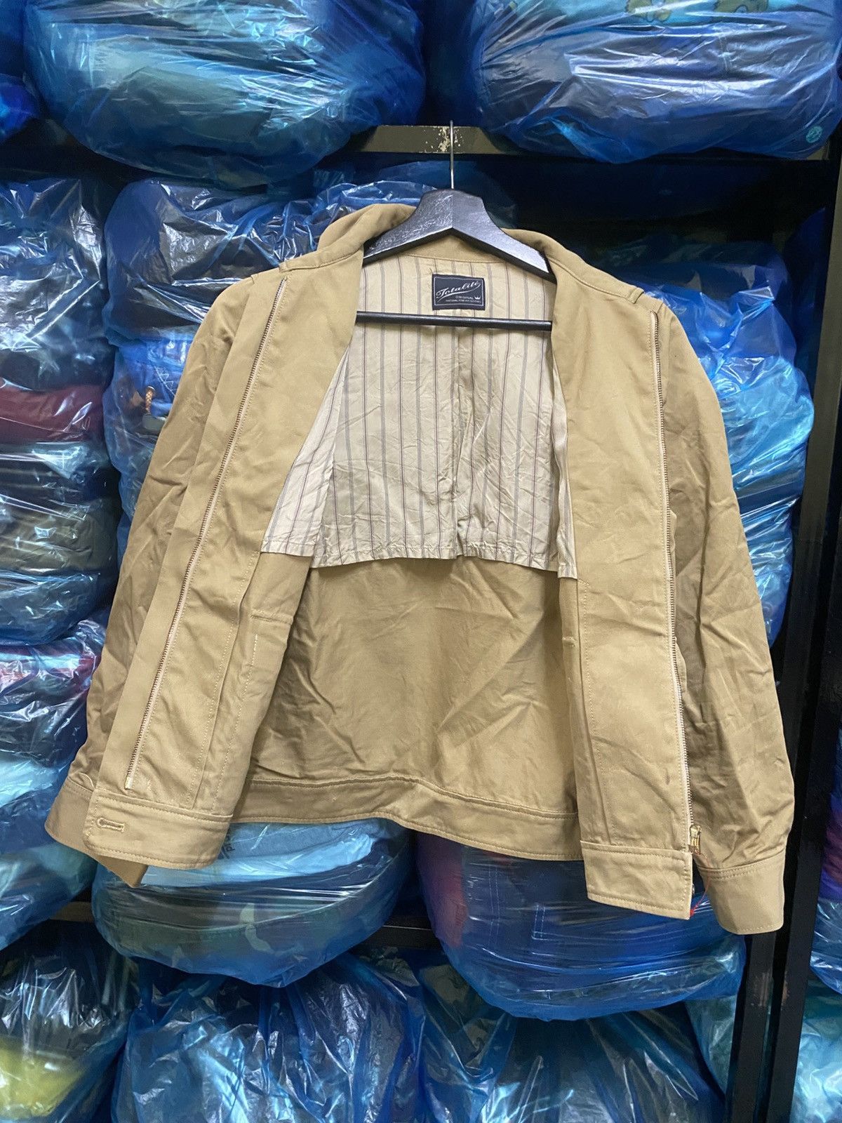 Japanese Brand Vintage Totalité Harrington Style Jacket Beige Japan Size US XS / EU 42 / 0 - 5 Thumbnail