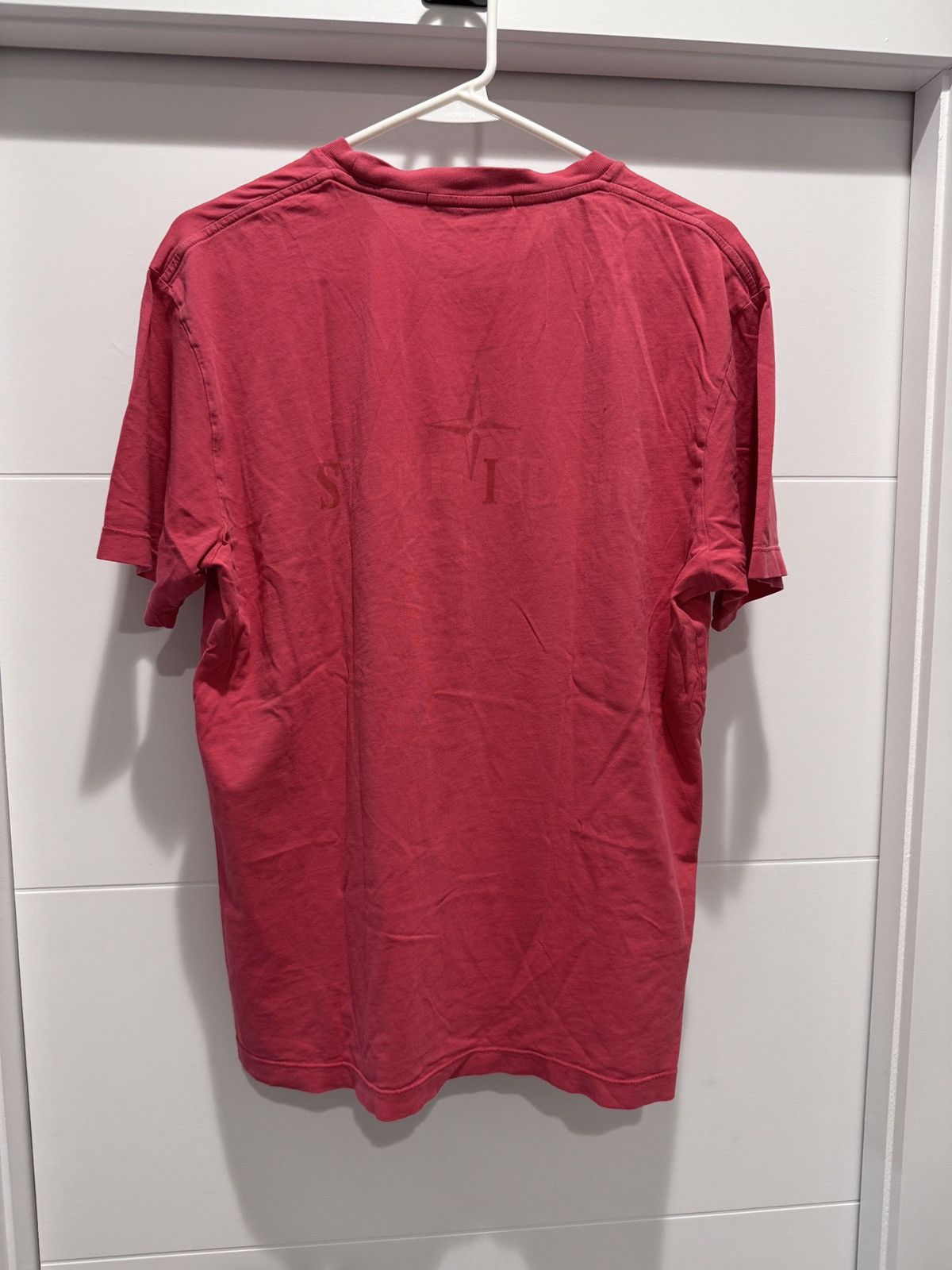 Stone Island Stone Island Compass Logo Fuchsia Pink Tee Size XL (fits L) Size US XL / EU 56 / 4 - 7 Thumbnail