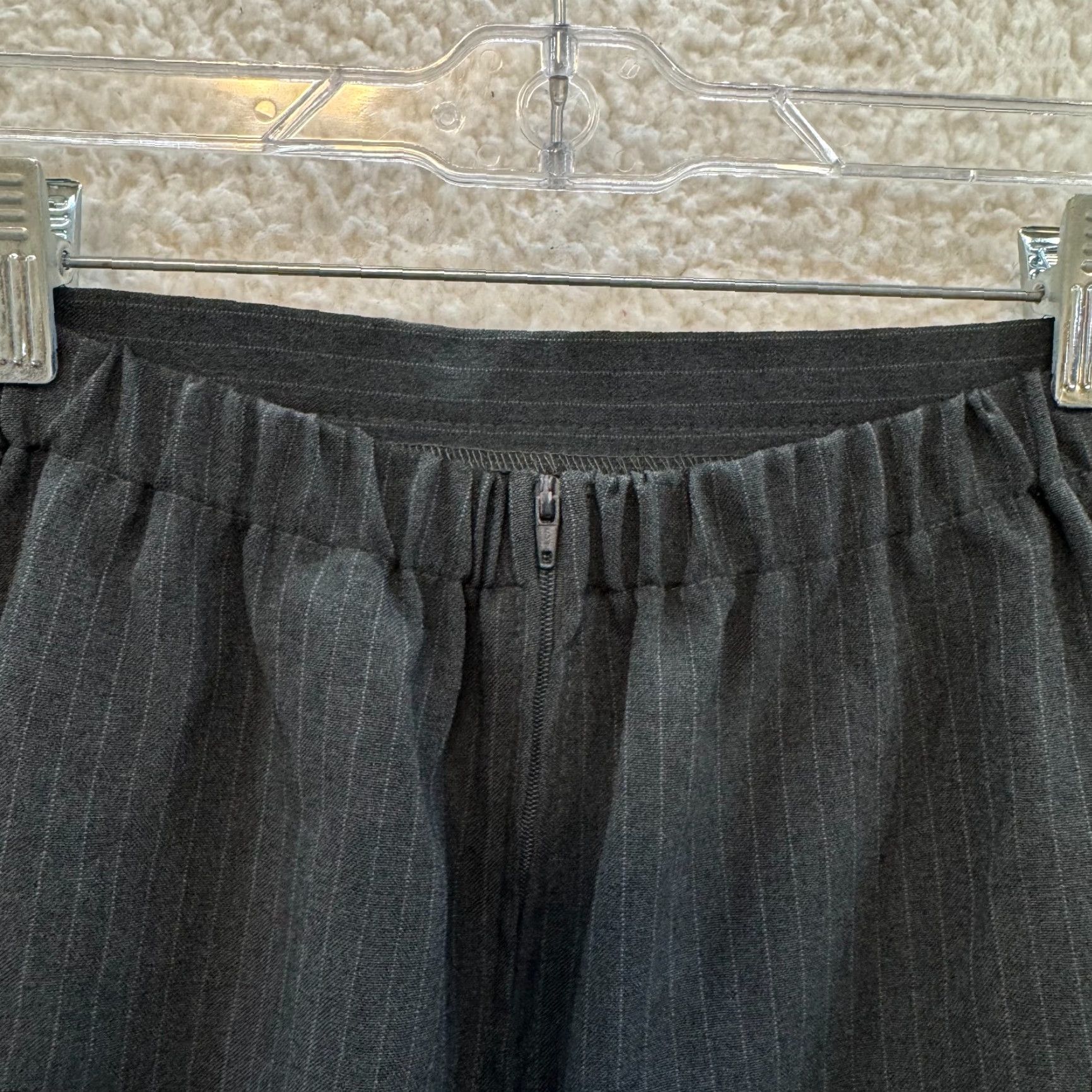 Vintage VINTAGE 90s Y2K Knee Pencil Skirt 8 Medium Grey Pinstripe Office Fairy Corpcore Womens Size 30" / US 8 / IT 44 - 3 Thumbnail
