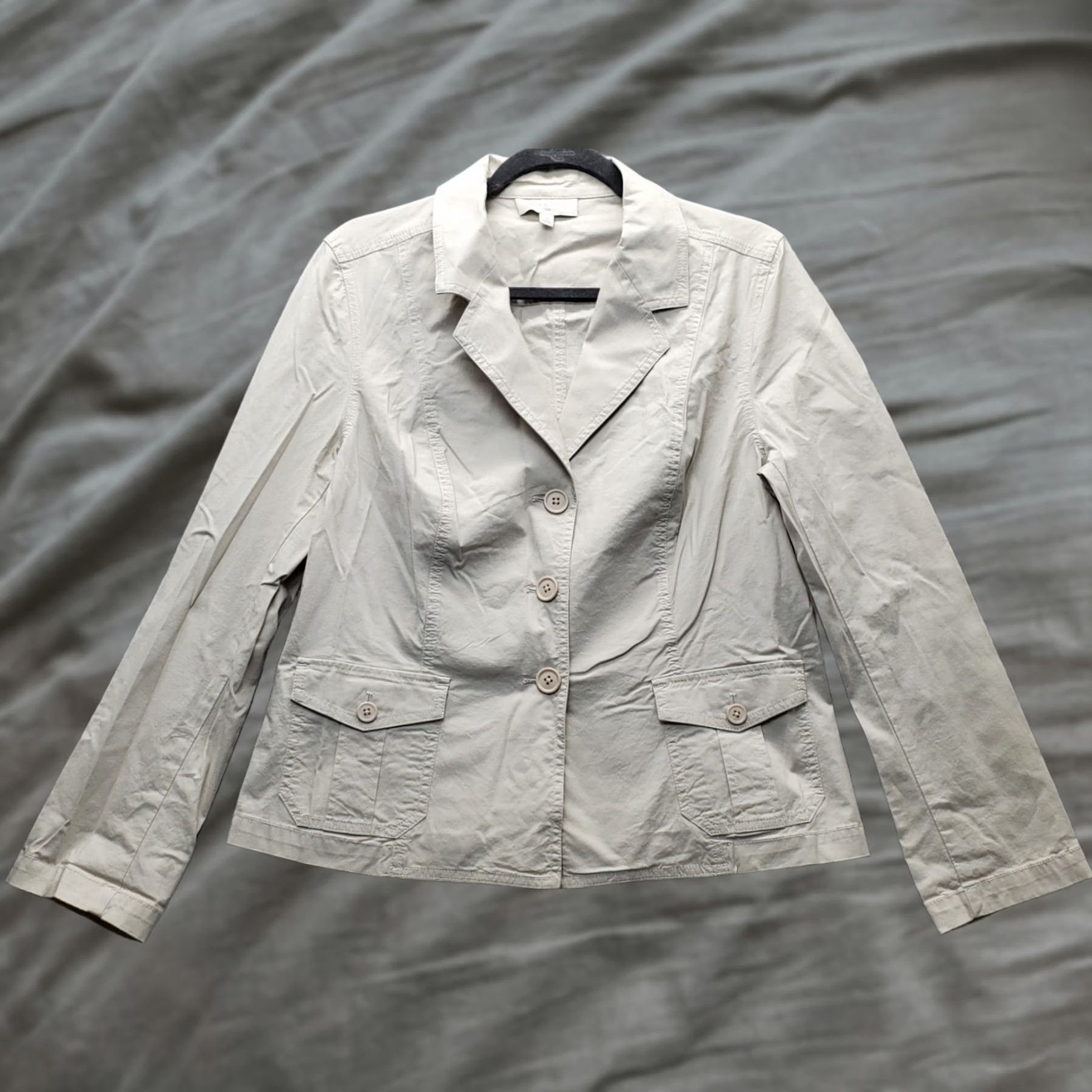 Talbots Talbots Travex Blazer Womens 12 Tan Peak Lapel Flap Pocket Button Front Shirt Blazer Mens Womens Size XL / US 12-14 / IT 48-50 - 1 Thumbnail