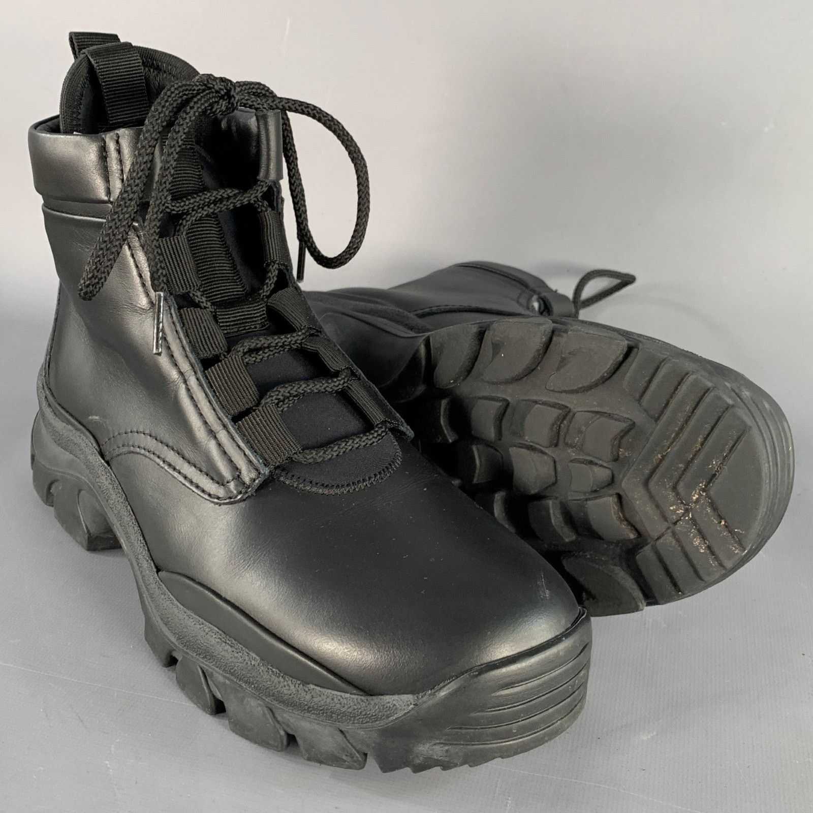John Elliott 7 Black Faux Leather Lace-Up Tread Sole Ankle Boots Size US 7 / EU 40 - 5 Thumbnail