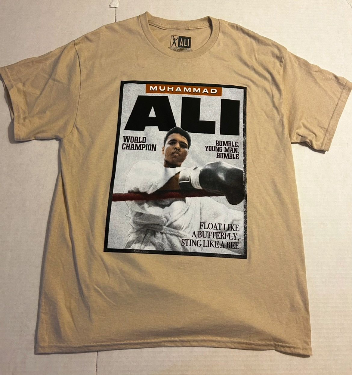Vintage Vintage WORLD CHAMPION Muhammad Ali Tee Size US L / EU 52-54 / 3 - 1 Thumbnail