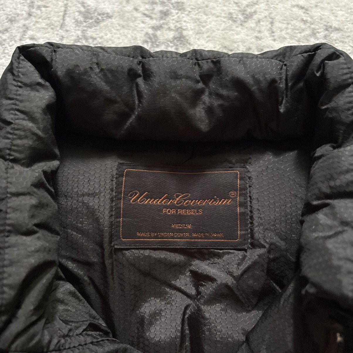 Undercover Undercover AW03 Paper Doll Rottweiler Camo Cargo Puffer | M Size US M / EU 48-50 / 2 - 8 Thumbnail
