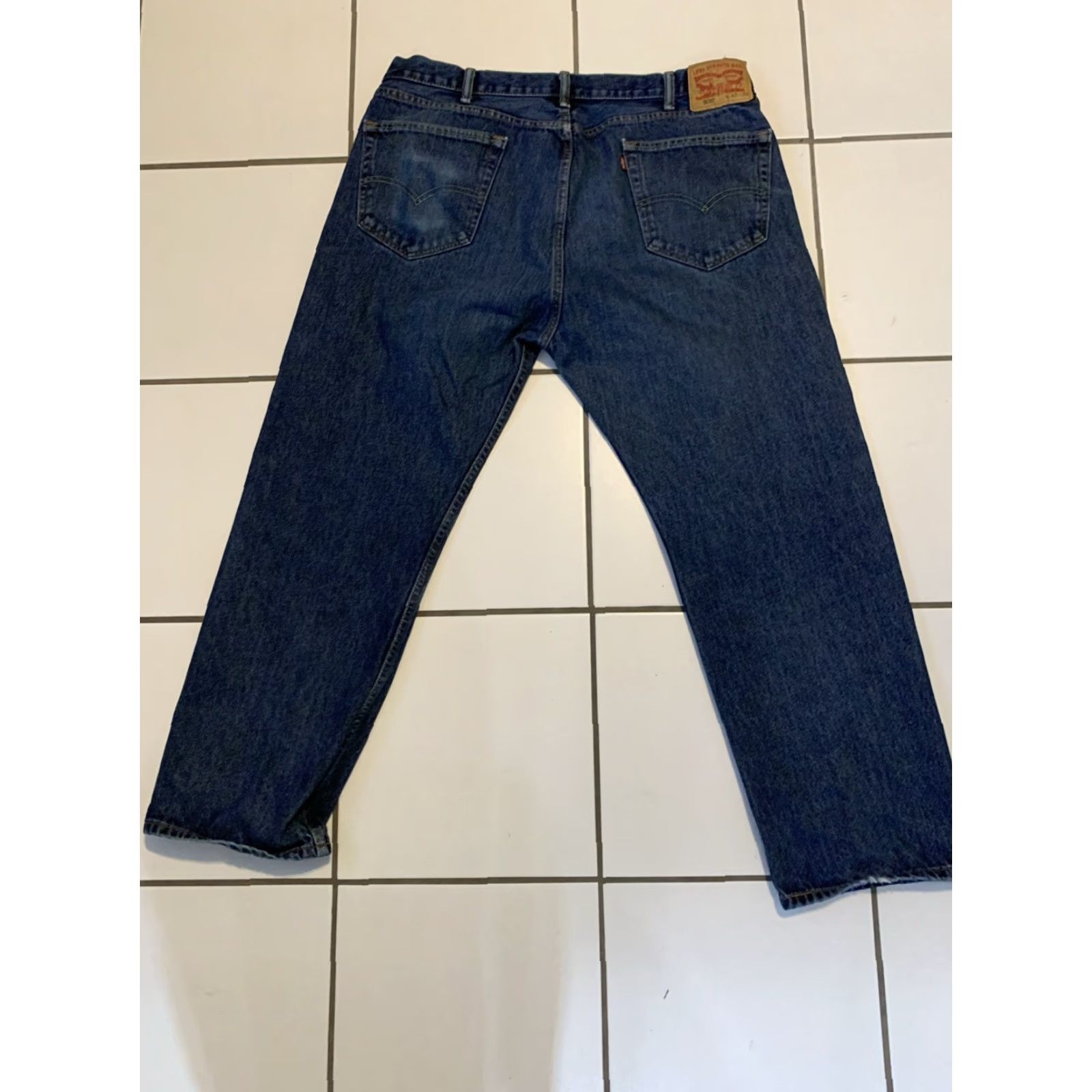 Levi's Levi's 505 Medium Wash Blue Jeans 40x29 Regular Straight Fit Mens Size US 40 / EU 56 - 2 Thumbnail