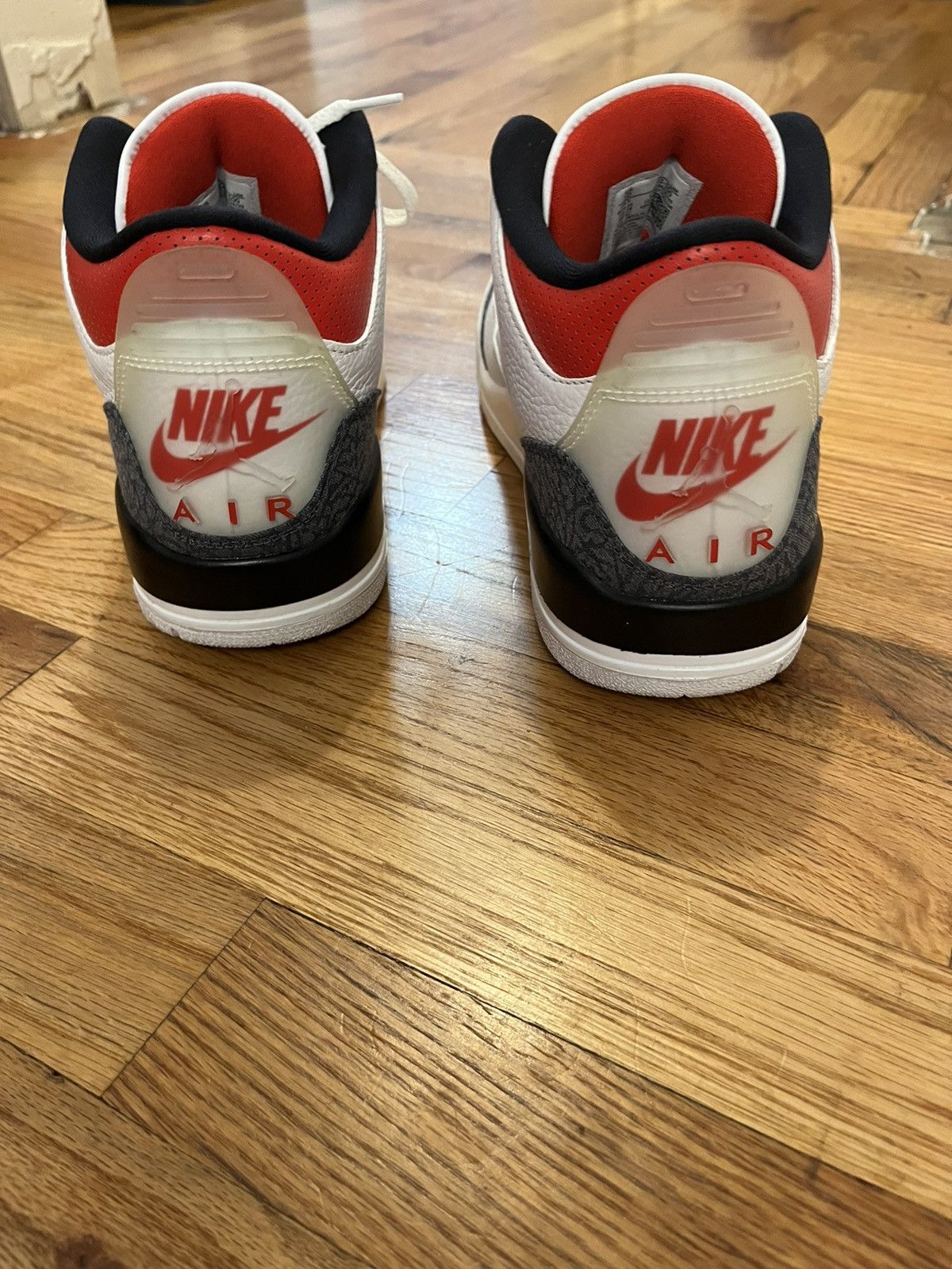 Jordan Brand Jordan 3 Retro SE Fire Red Denim Size US 10 / EU 43 - 5 Thumbnail