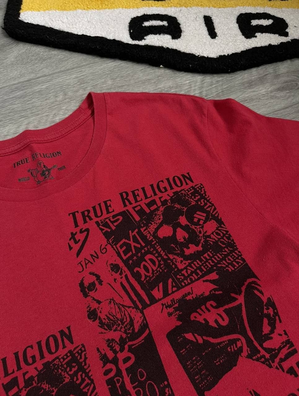True Religion Vintage True Religion big logo tee 90's world tour Size US S / EU 44-46 / 1 - 6 Thumbnail