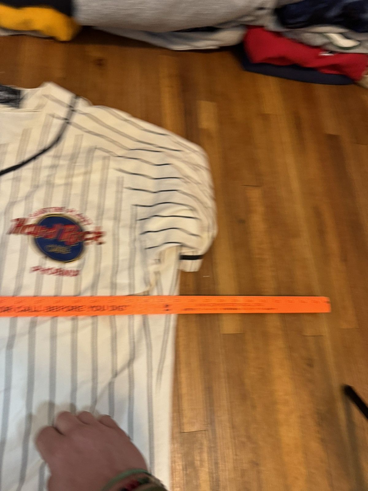 Hard Rock Cafe × Vintage Vintage Hard Rock Cafe Save the Planet Baseball Jersey Size US XL / EU 56 / 4 - 12 Thumbnail