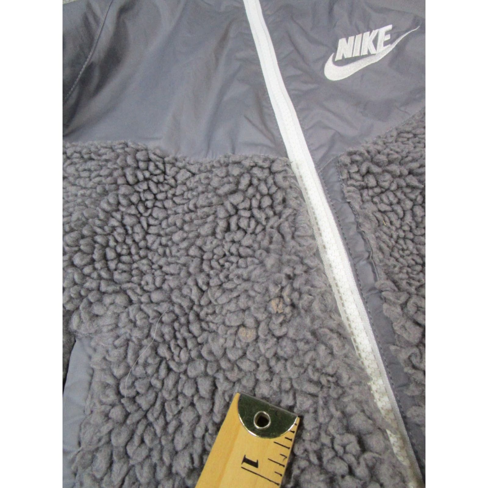Nike Nike Jacket Medium Gray Full Zip Fleece Solid Womens Size M / US 6-8 / IT 42-44 - 4 Thumbnail