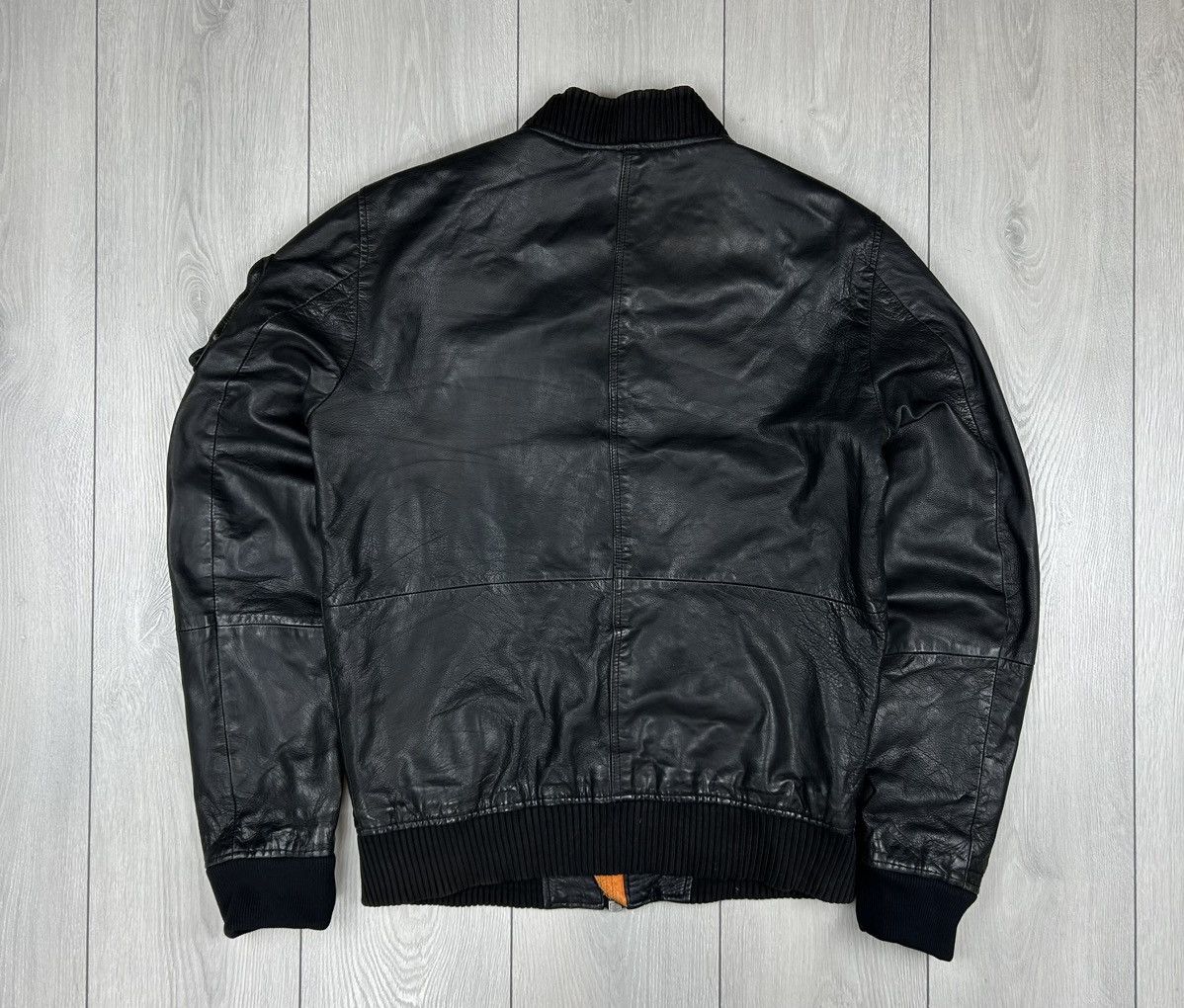 Superdry SuperDry Leather Bomber jacket size XL Size US XL / EU 56 / 4 - 9 Thumbnail