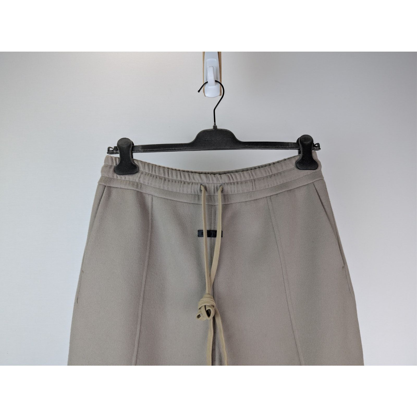 Fear of God o1rshd1 Eternal Fleece Relaxed Sweatpants in Dusty Beige Size US 32 / EU 48 - 3 Thumbnail