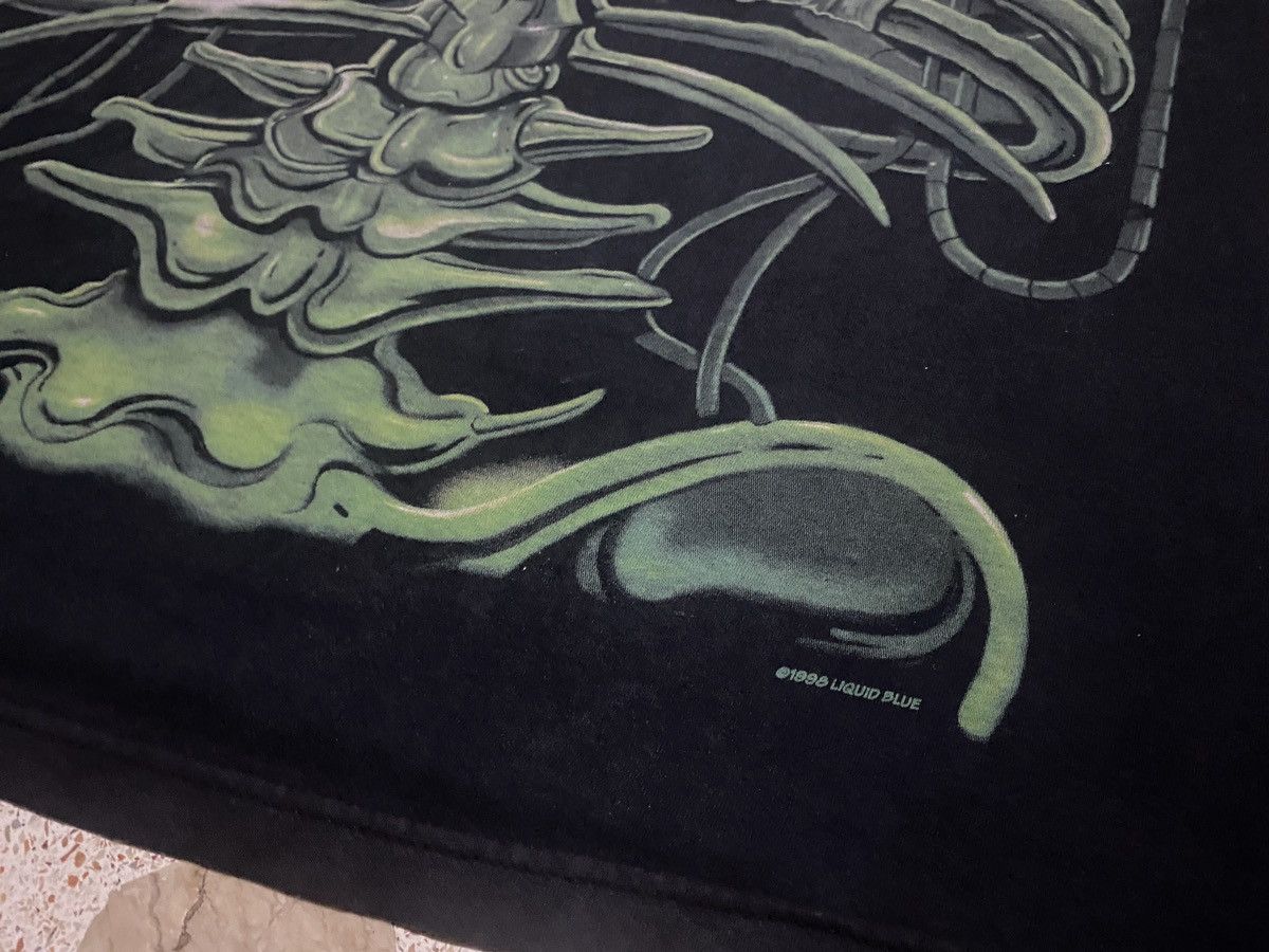 Vintage 1998 Liquid Blue Terminator Size US XXL / EU 58 / 5 - 6 Thumbnail
