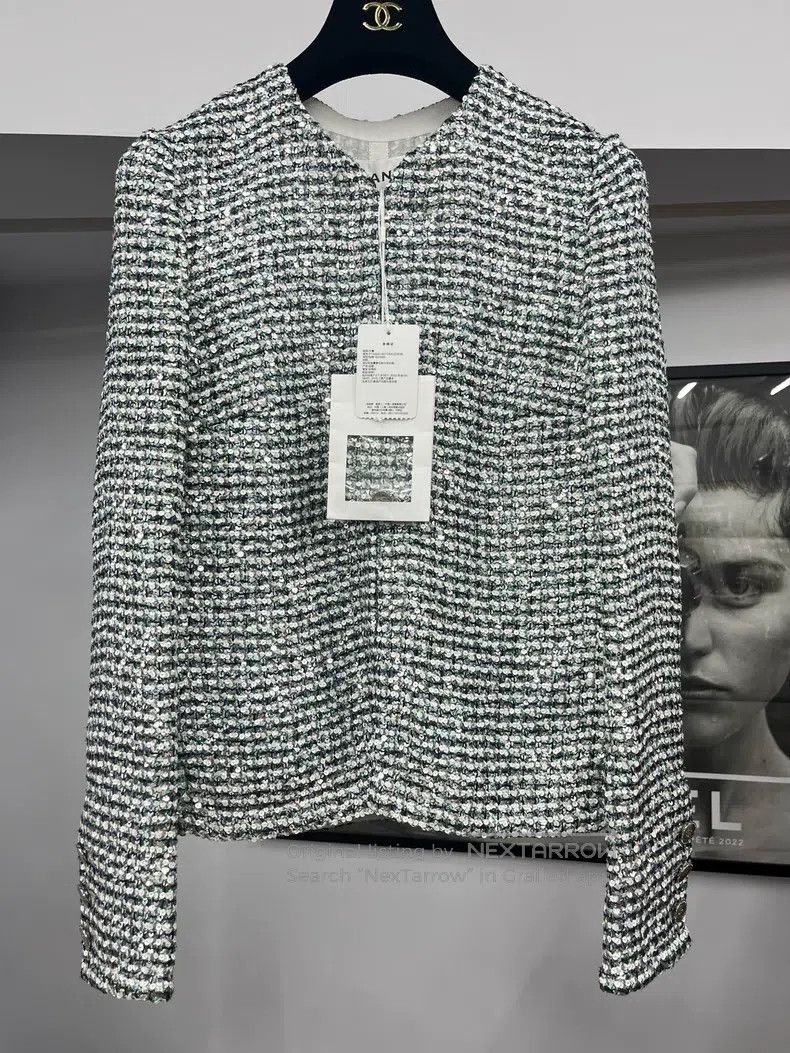Chanel Chanel 23P green and silver heavy industry sequin jacket Size XS / US 0-2 / IT 36-38 - 1 Thumbnail