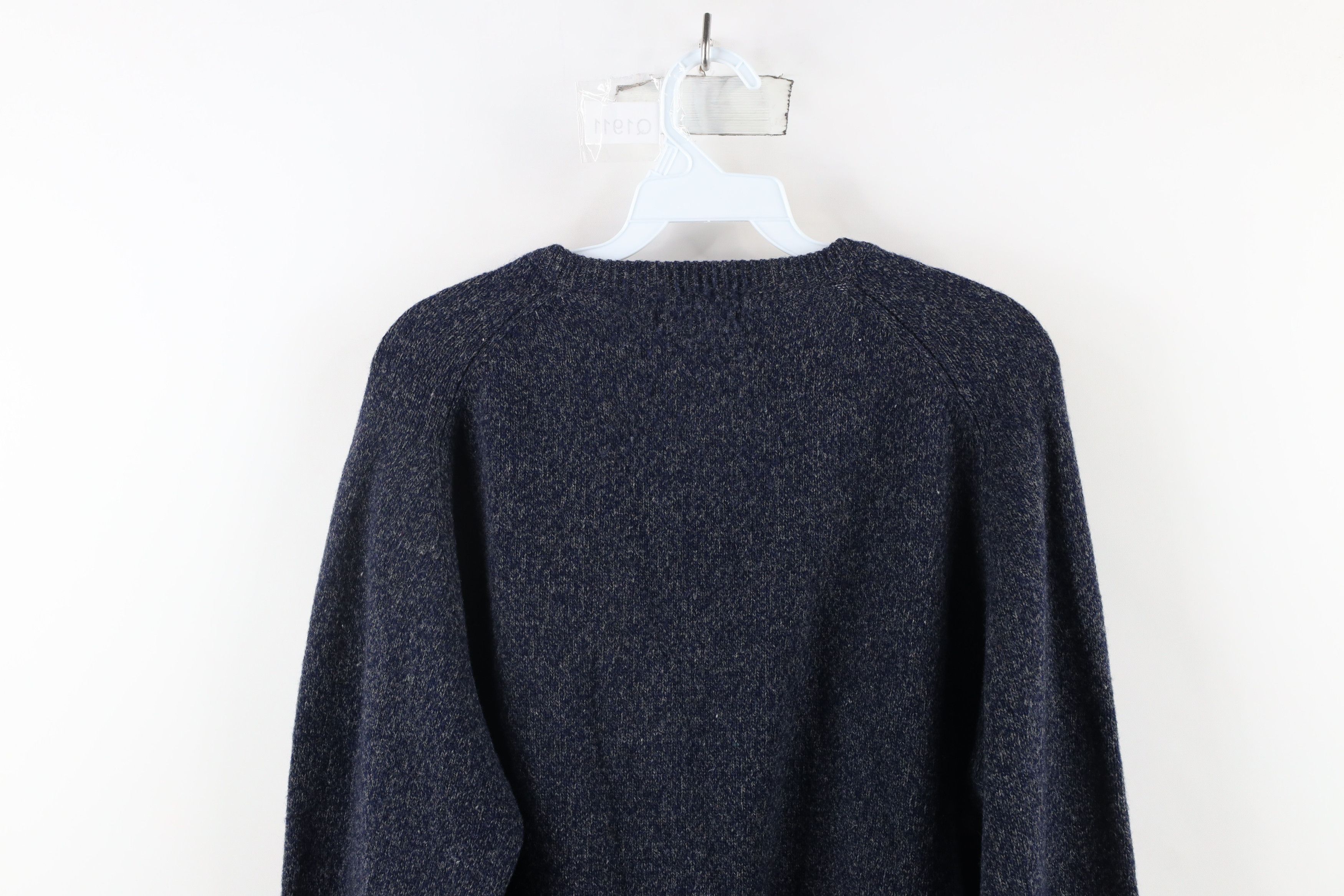 Vintage Vintage 70s Streetwear Lambswool Knit V-Neck Sweater Blue Size US L / EU 52-54 / 3 - 7 Thumbnail
