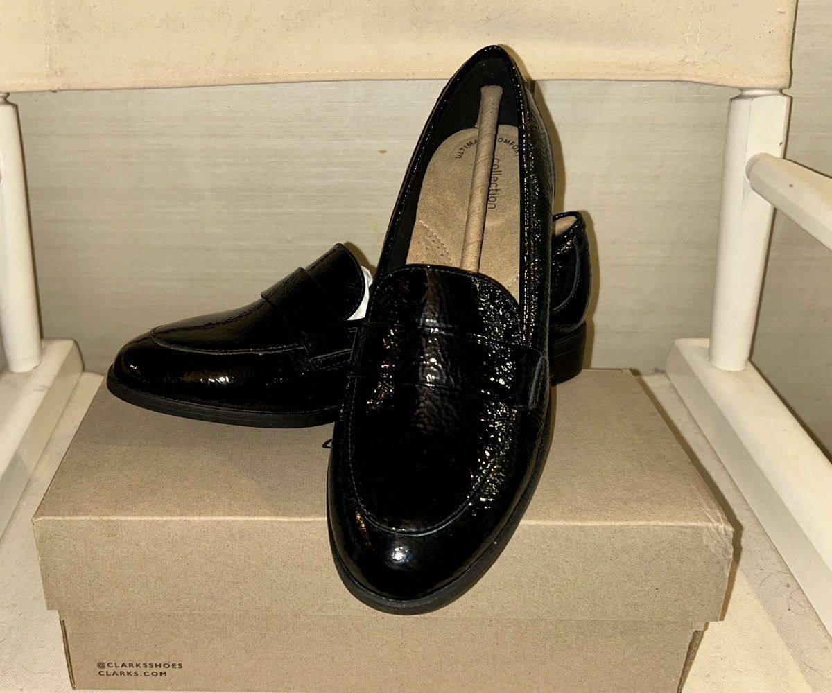 Clarks Clarks “Trish Willow” Patent Leather Loafer – Size 9 Size US 9 / IT 39 - 1 Thumbnail