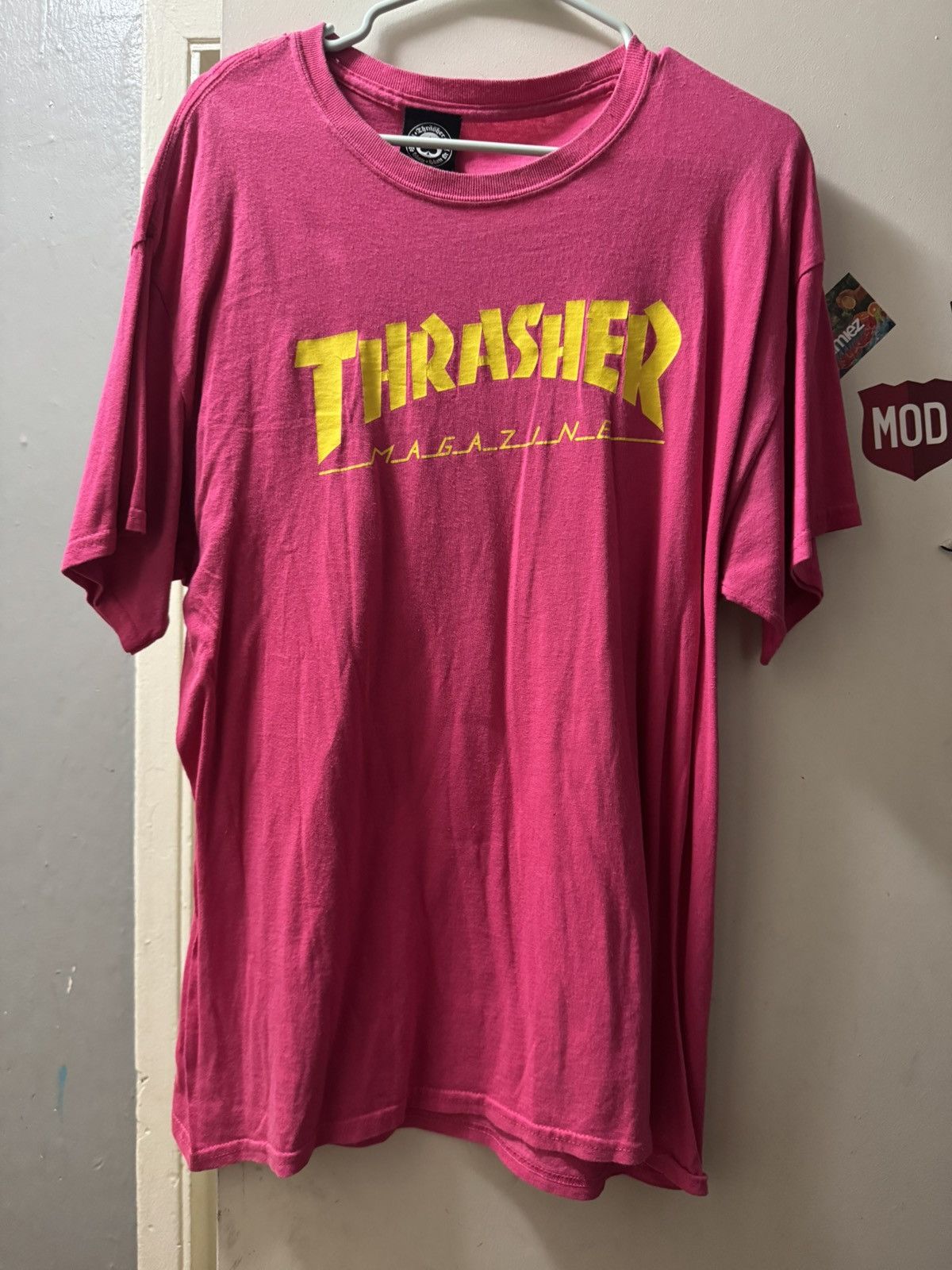 Thrasher Thrasher pink tee Size US L / EU 52-54 / 3 - 3 Thumbnail