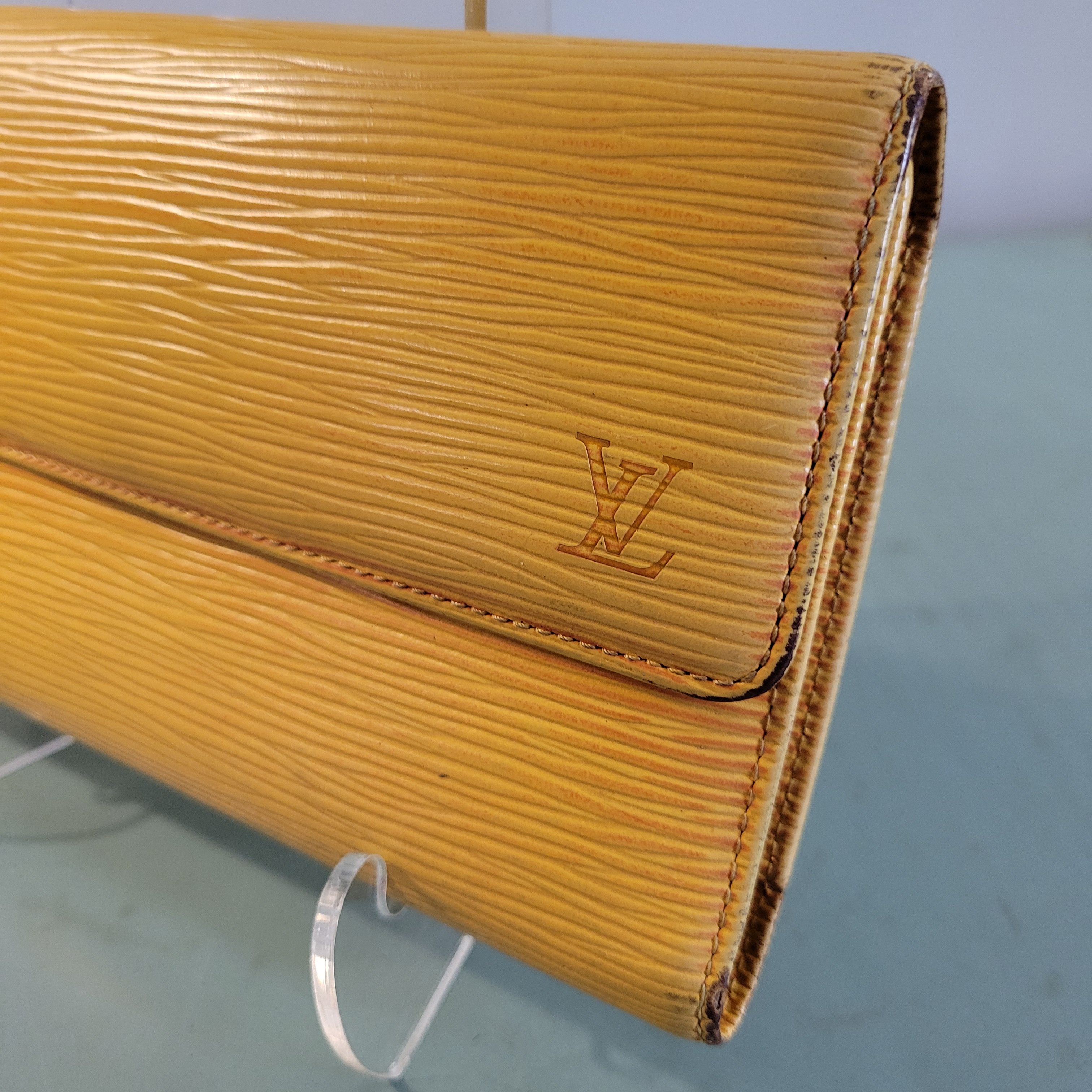 Louis Vuitton LV Epi Long Wallet Yellow and Purple International Size ONE SIZE - 1 Thumbnail