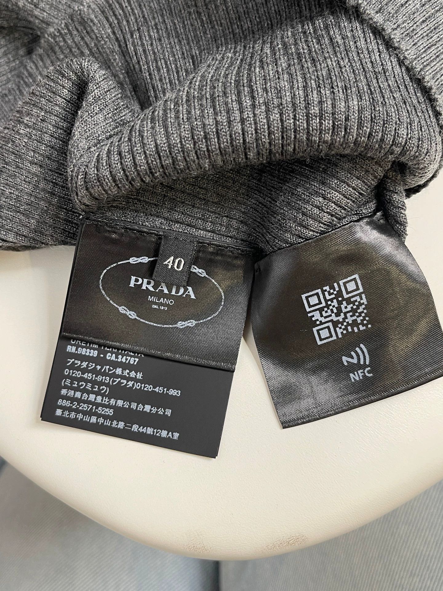 Prada Prada knit wool long-sleeve 46 Size S / US 4 / IT 40 - 7 Thumbnail