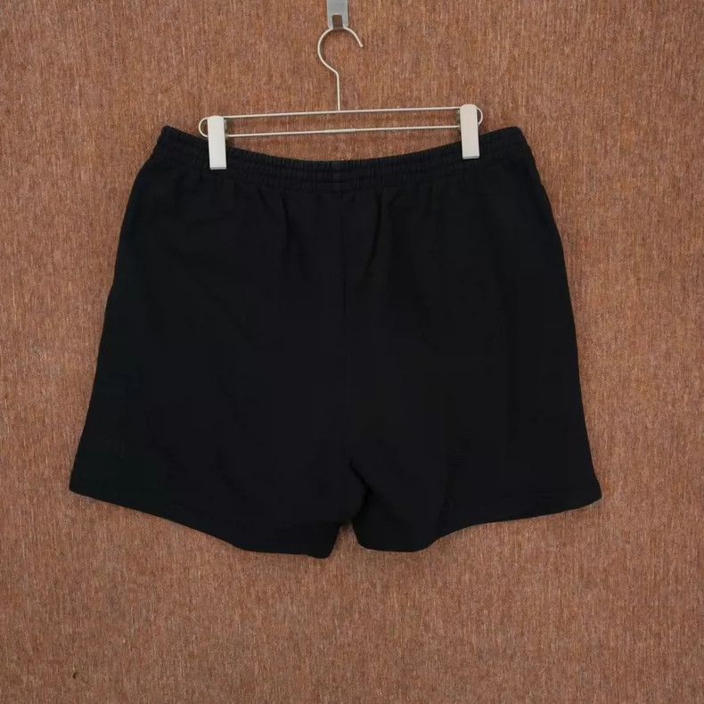 Balenciaga Balenciaga size L Black Inverted Embroidered Logo Short Pa Size US 27 - 2 Thumbnail