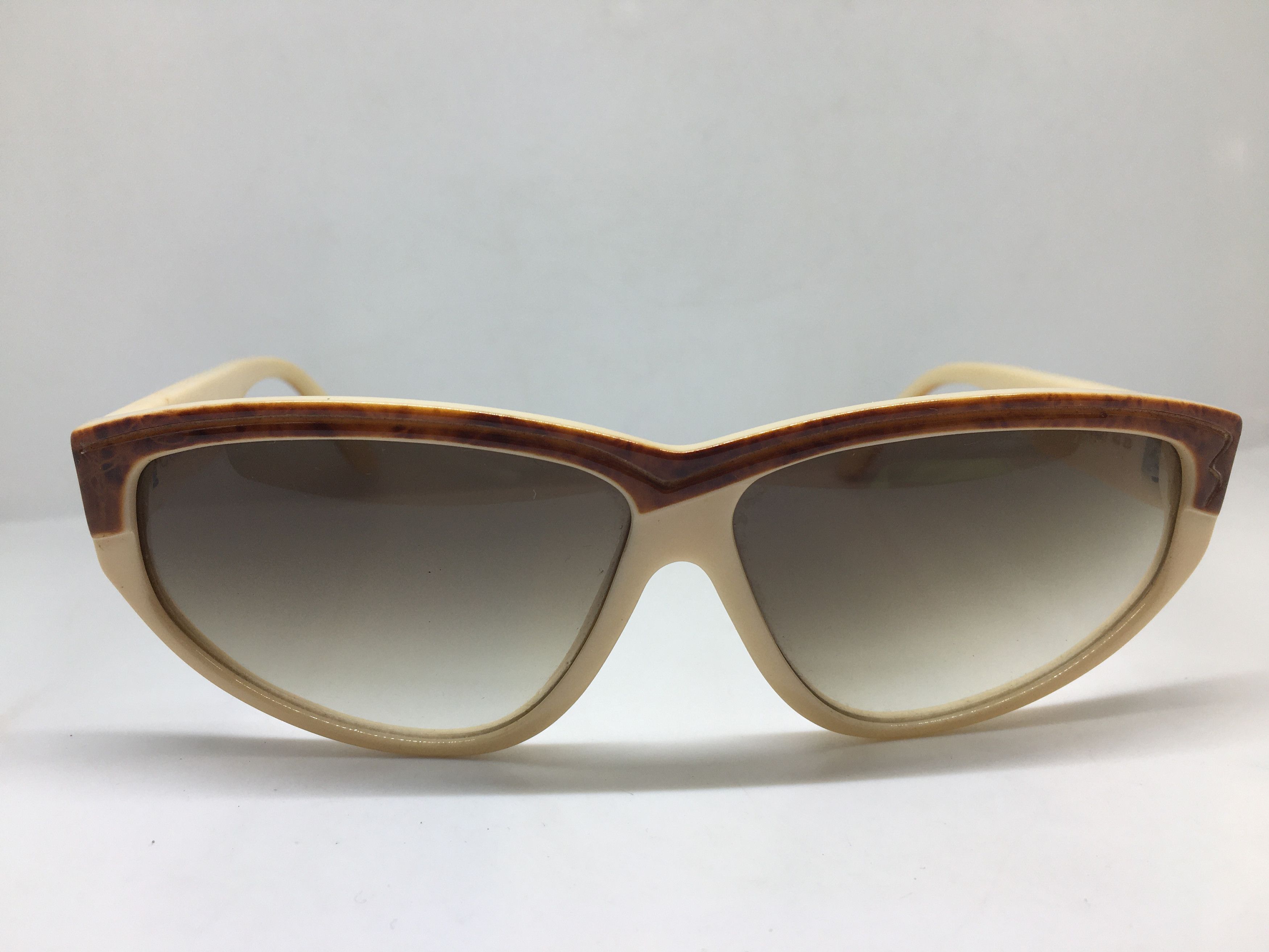 Courreges Vintage 70s Courreges 8691 Woman Cat Eye Sunglasses France Size ONE SIZE - 2 Thumbnail