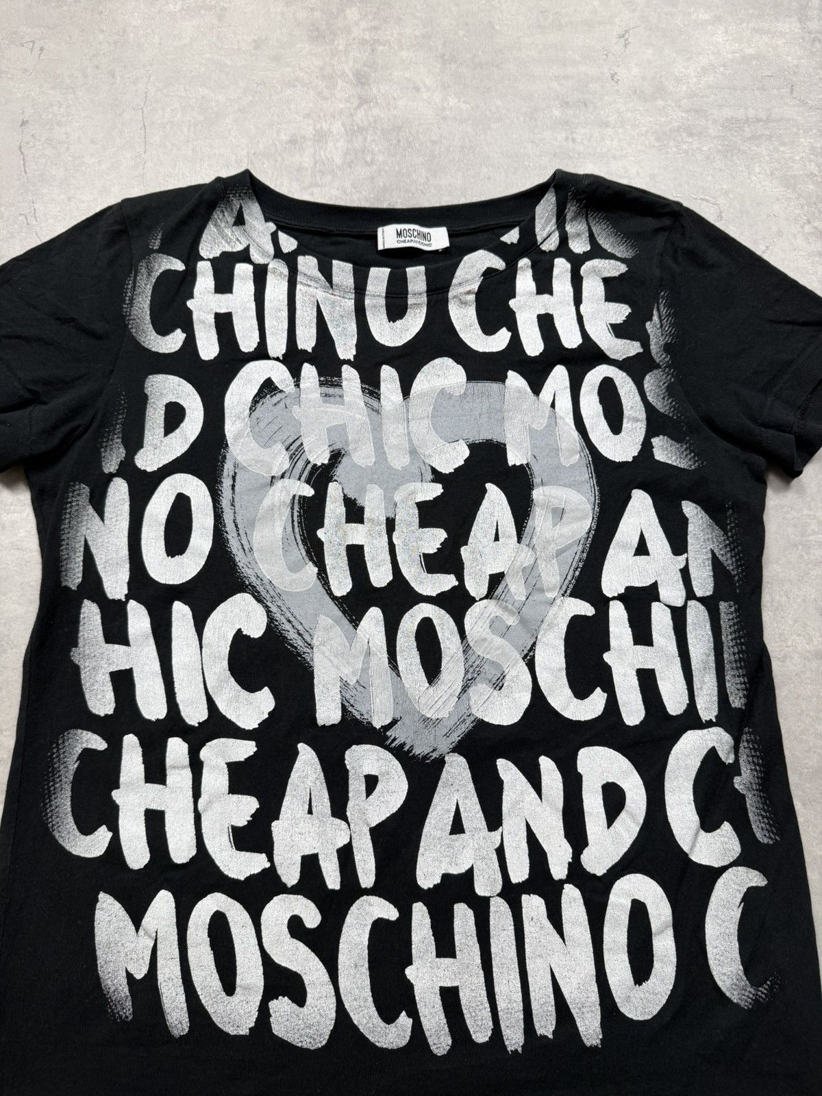 Moschino Moschino Vintage T Shirt Size S / US 4 / IT 40 - 2 Thumbnail