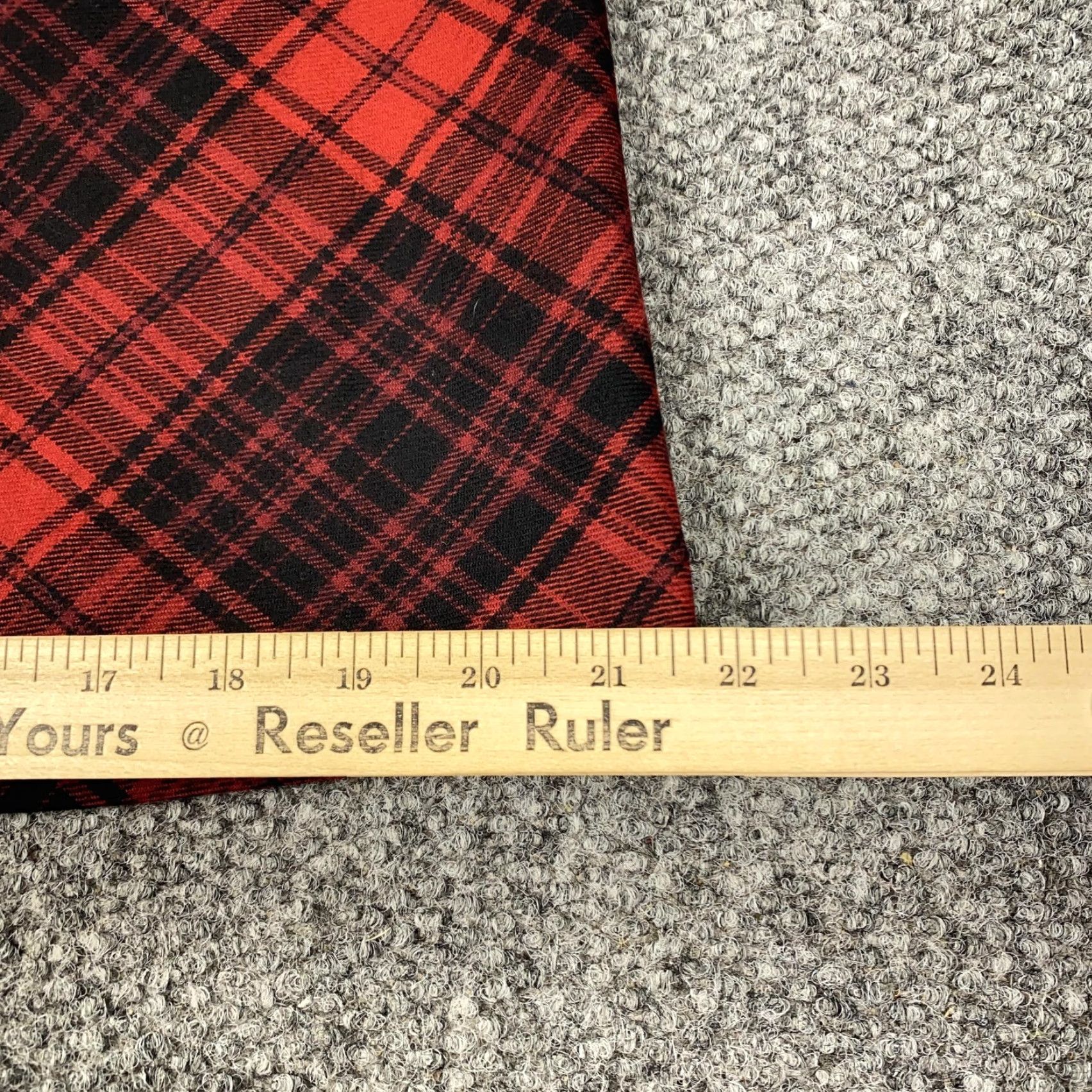 Talbots Talbots Skirt Womens 4P Red Black Plaid Wool Blend Lined Long Petite A-Line Size 27" / US 4 / IT 40 - 7 Thumbnail