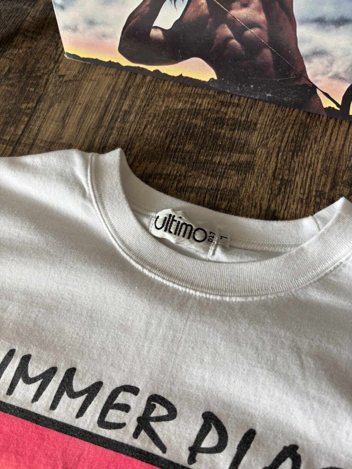 Vintage 90s Philippine Bar Graphic Single Stitch Tee Medium-Large Size US L / EU 52-54 / 3 - 4 Thumbnail