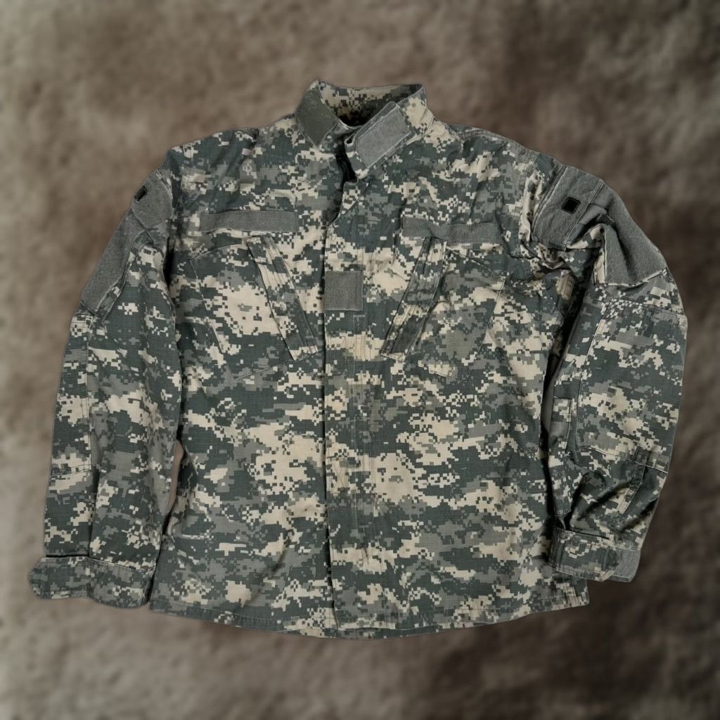 Vintage VINTAGE US Army ACU Jacket Mens Small Regular Digital Camo Insect Shield Combat Size US S / EU 44-46 / 1 - 1 Thumbnail