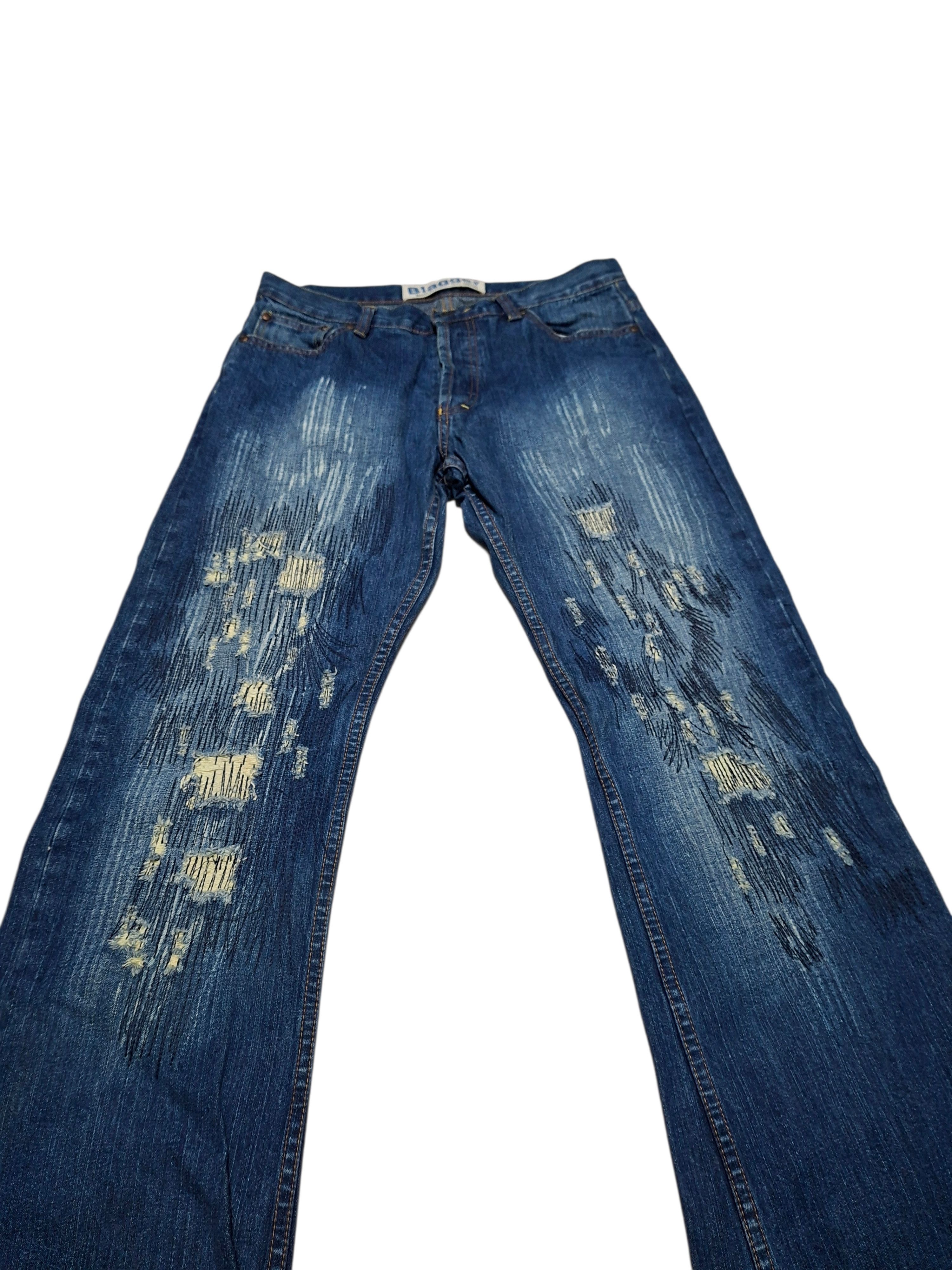 Japanese Brand BLAGGER DISTRESSED BOOT FIT AVANT GARDE VINTAGE JEANS DENIM Size US 32 / EU 48 - 2 Thumbnail