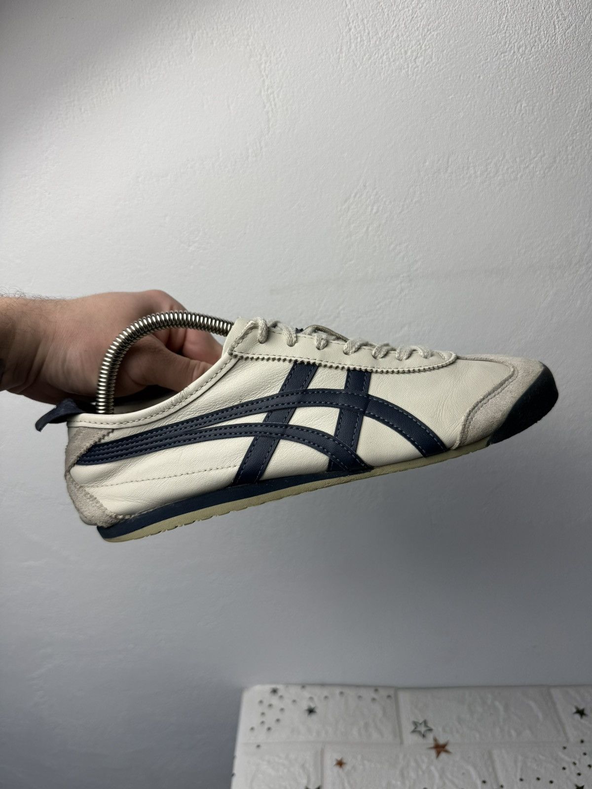 Onitsuka Tiger Onitsuka Tiger MEXICO 66 US7.5 UK6.5 EUR40.5 Casual Size US 7.5 / EU 40-41 - 1 Thumbnail