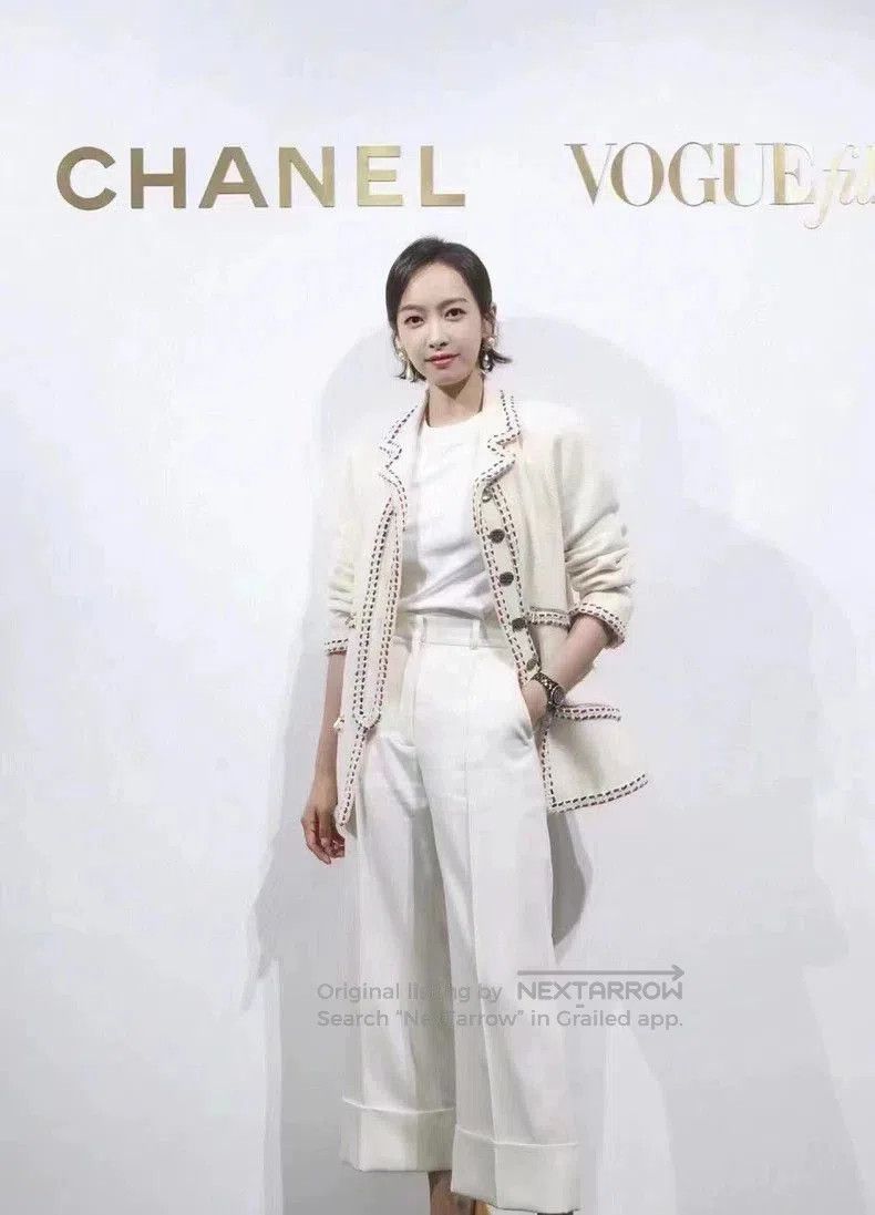 Chanel Chanel 2018 Early Autumn Tweed Jacket. Size US XS / EU 42 / 0 - 6 Thumbnail