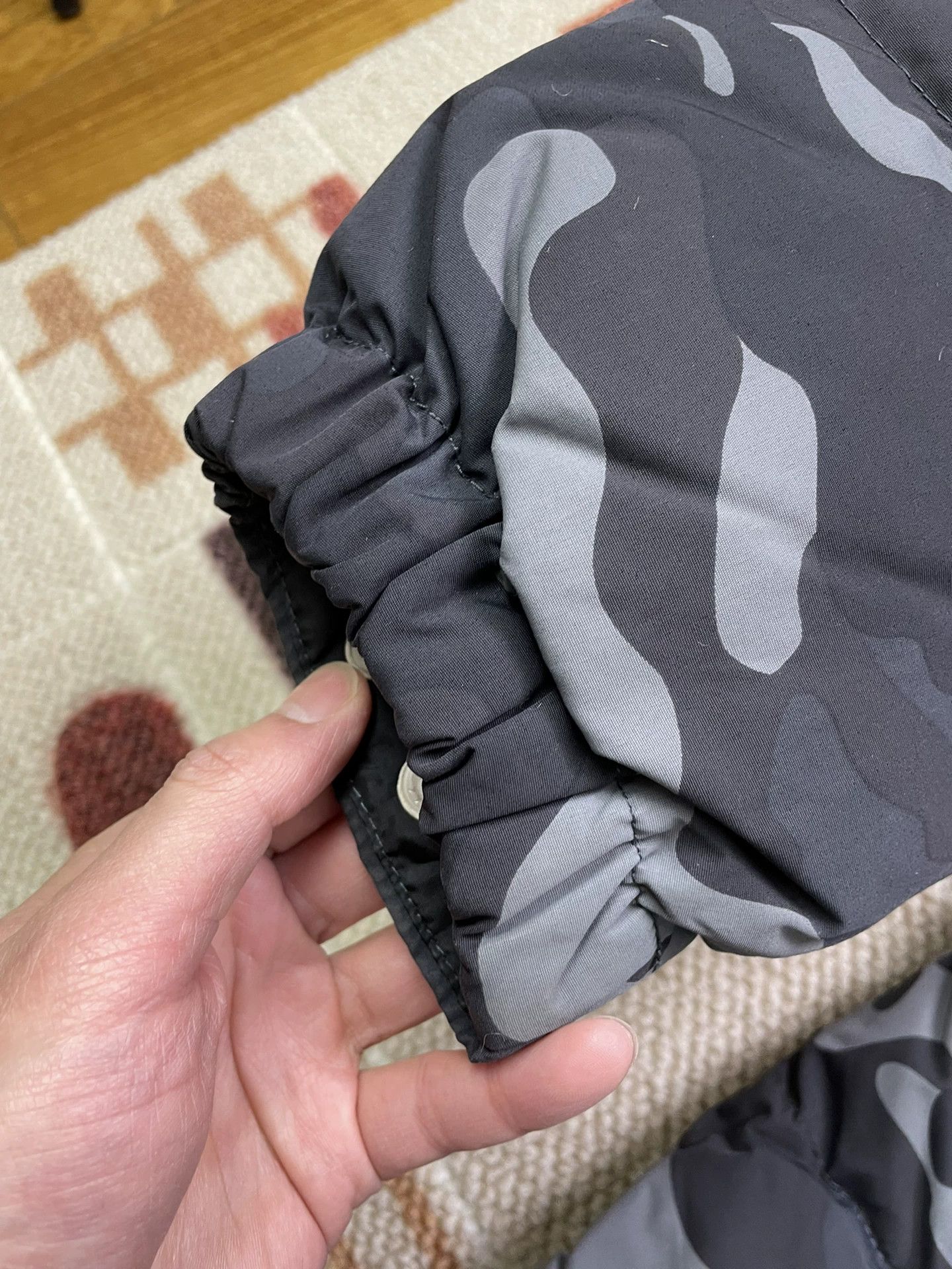 Bape BAPE 1ST CAMO Black Camo Down Jacket S Near Mint Size US S / EU 44-46 / 1 - 6 Thumbnail