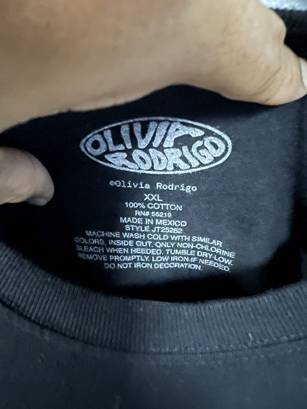 Designer × Vintage Olivia Rodrigo Sour Album T-Shirt Size US XXL / EU 58 / 5 - 5 Thumbnail