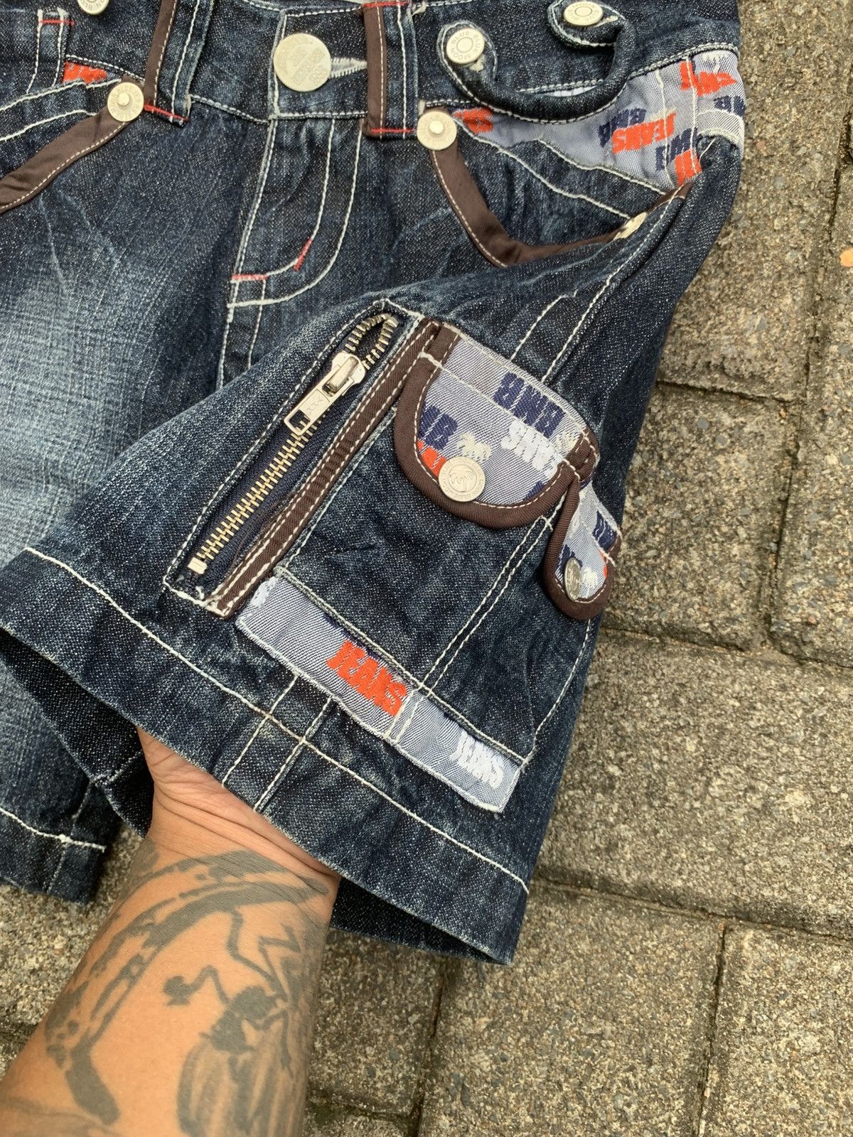 KMRii Japanese Short pants bondage cargo Multi Pocket Size US 26 / EU 42 - 2 Thumbnail