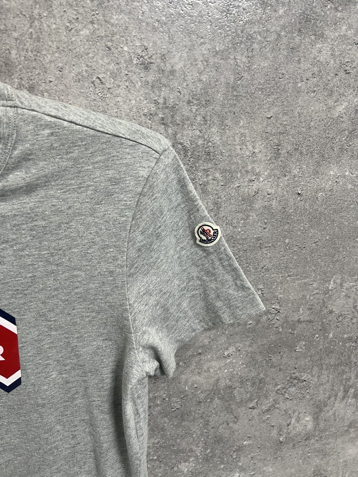 Moncler Moncler Tee Short Sleeve Size US S / EU 44-46 / 1 - 3 Thumbnail
