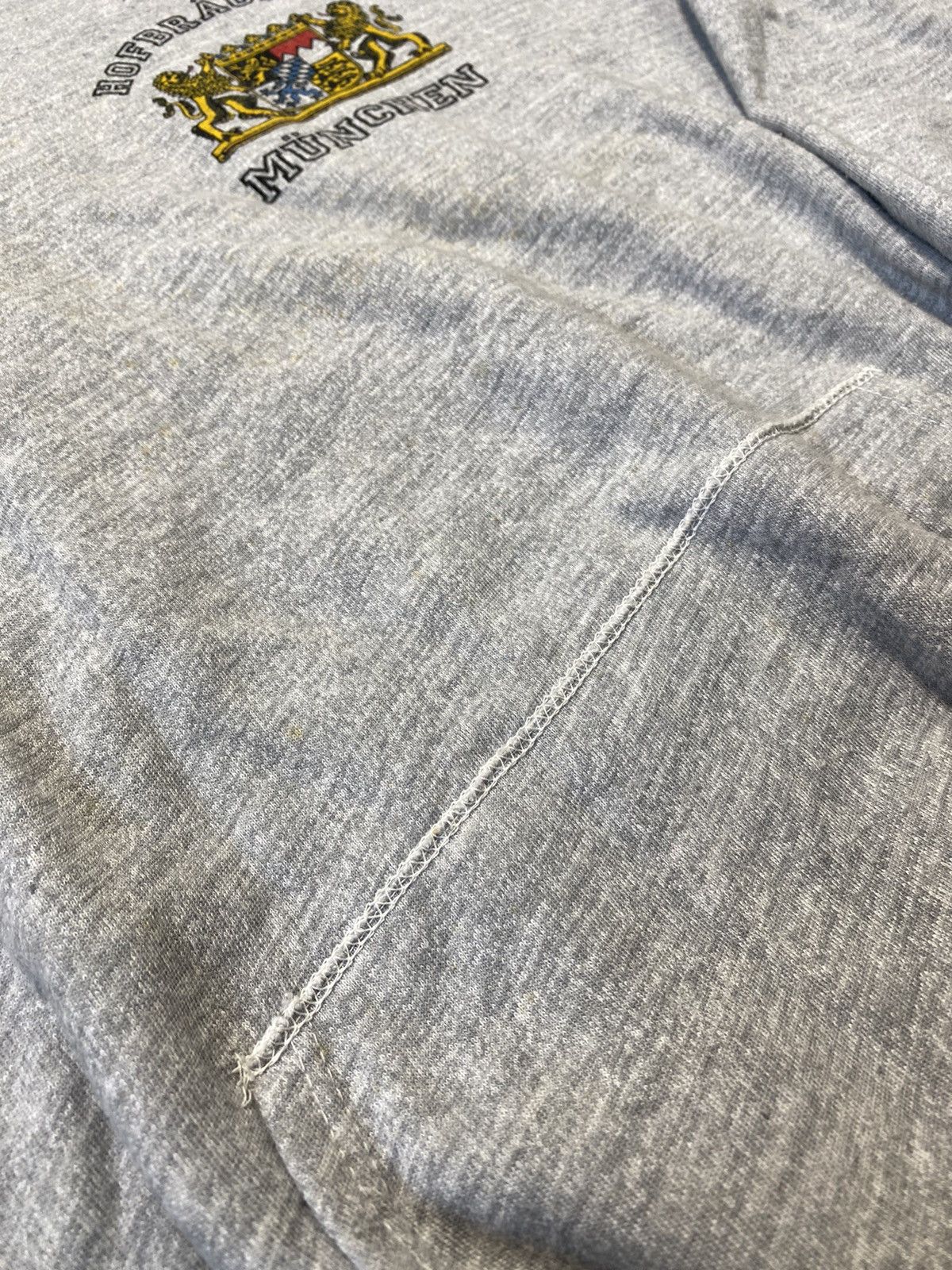 Vintage Vintage Germany Hofbrauhaus Munchen Oversized Pullover Size US XL / EU 56 / 4 - 7 Thumbnail