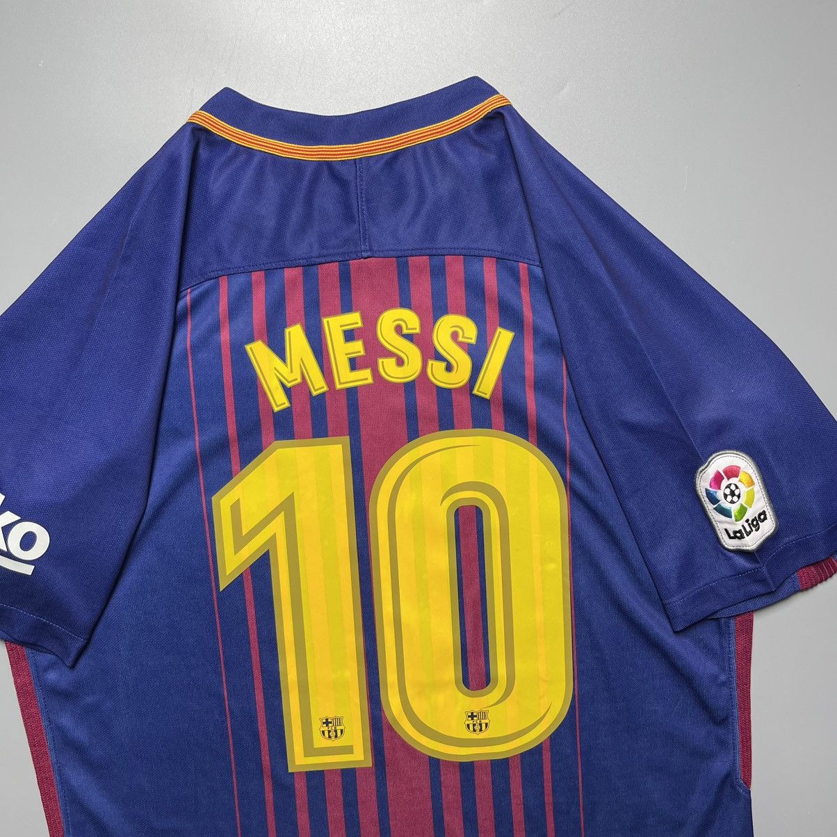 Nike BARCELONA NIKE 2017/2018 FOOTBALL HOME JERSEY #10 MESSI Size US XL / EU 56 / 4 - 6 Thumbnail