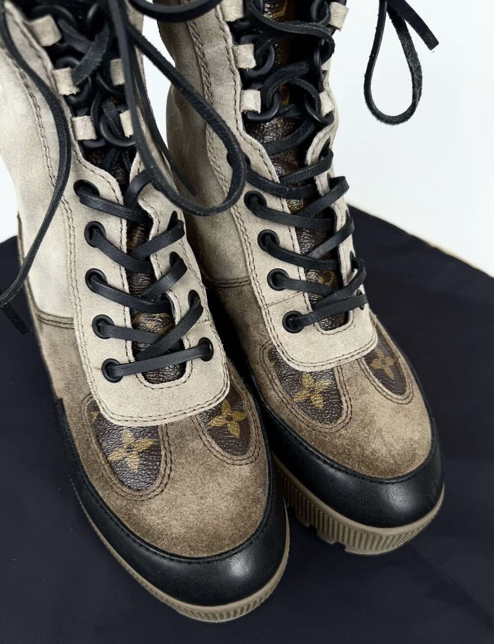Louis Vuitton Louis Vuitton LV high-top boots Size US 5 / EU 37 - 2 Thumbnail