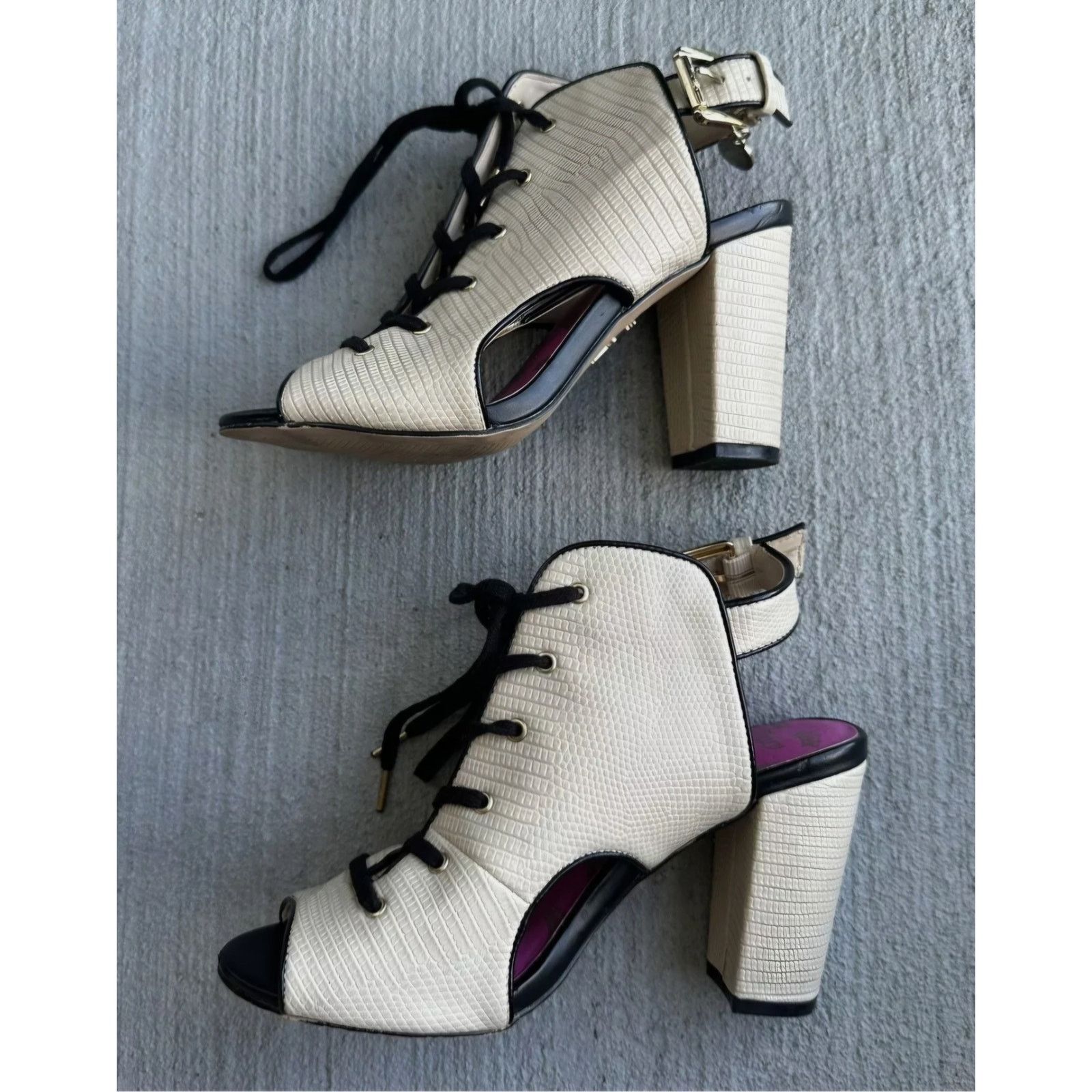 Juicy Couture Juicy Couture Open Toe Lace Up Block Heels Beige Sandals 6M Size US 6 / IT 36 - 3 Thumbnail