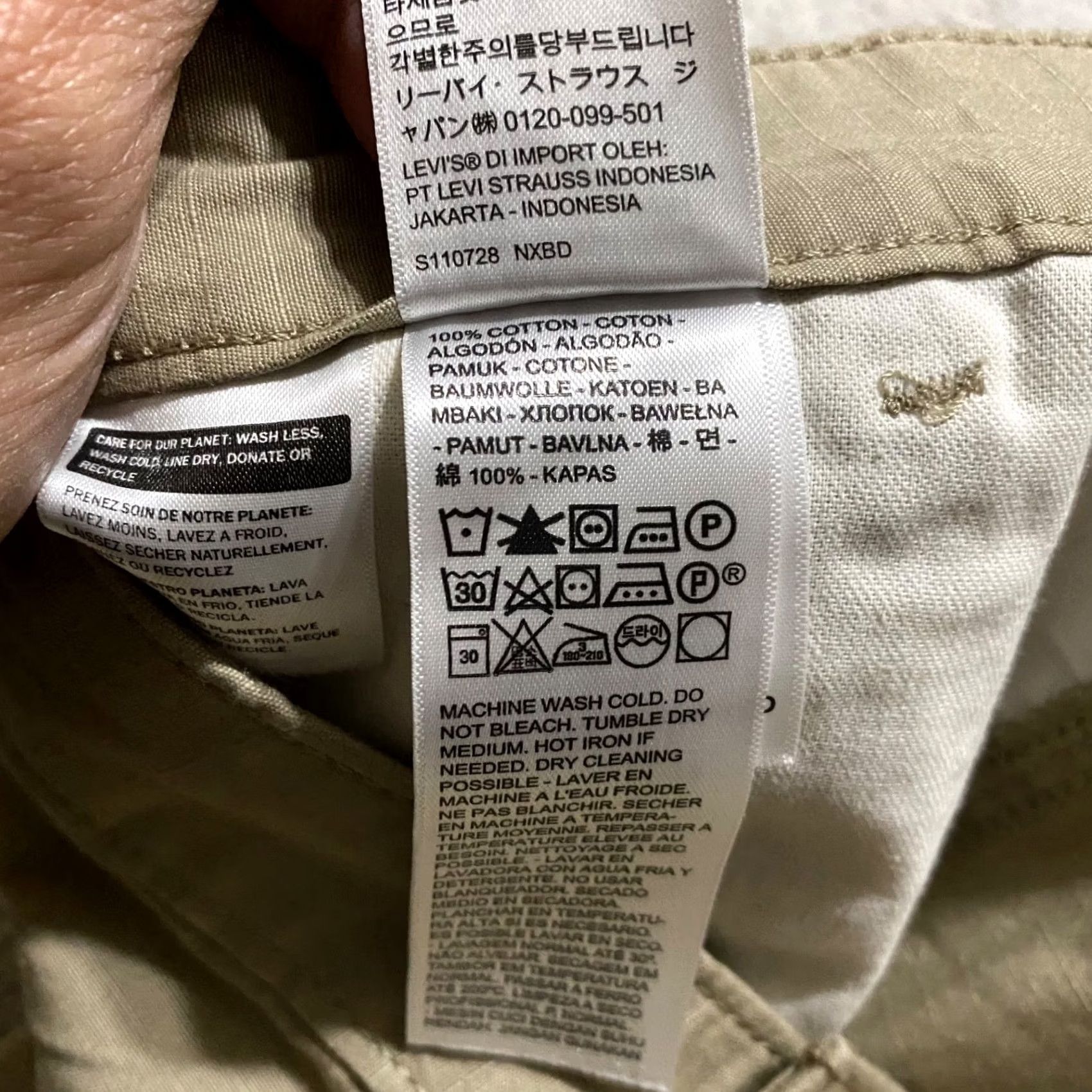 Levi's Levi's Mens Cargo Shorts Beige 52 Inseam 10" Cotton Ripstop Pocket Pockets Logo Utility Work Beltloop Wide 52 Regular Mens Beige Cargo Shorts Size US 36 / EU 52 - 4 Thumbnail