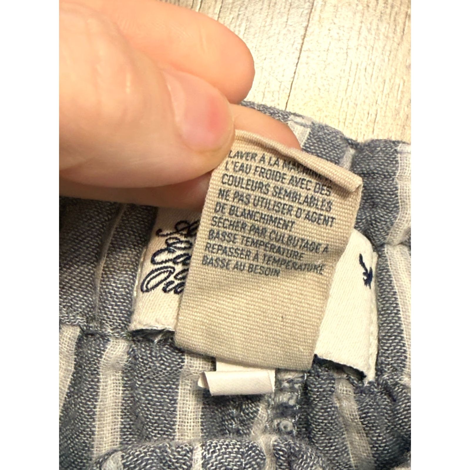 American Eagle Outfitters American Eagle Outfitters Pants Women's Small Blue White Striped Tie Waist Paperbag Elastic Waist Size 28" / US 6 / IT 42 - 6 Thumbnail