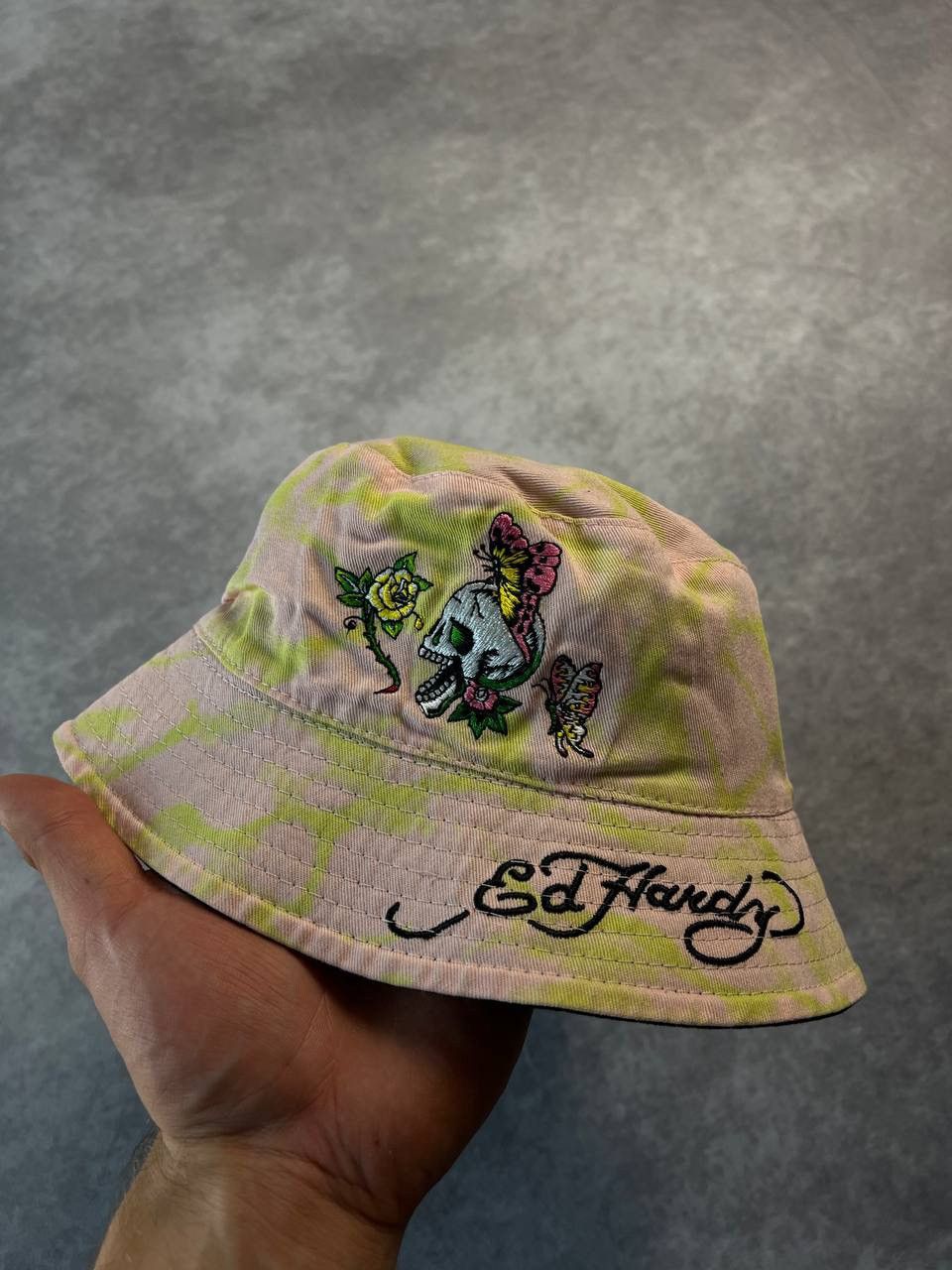 Ed Hardy ED HARDY REVERSIBLE BUCKET HAT SIZE ONE SIZE Size ONE SIZE - 1 Thumbnail
