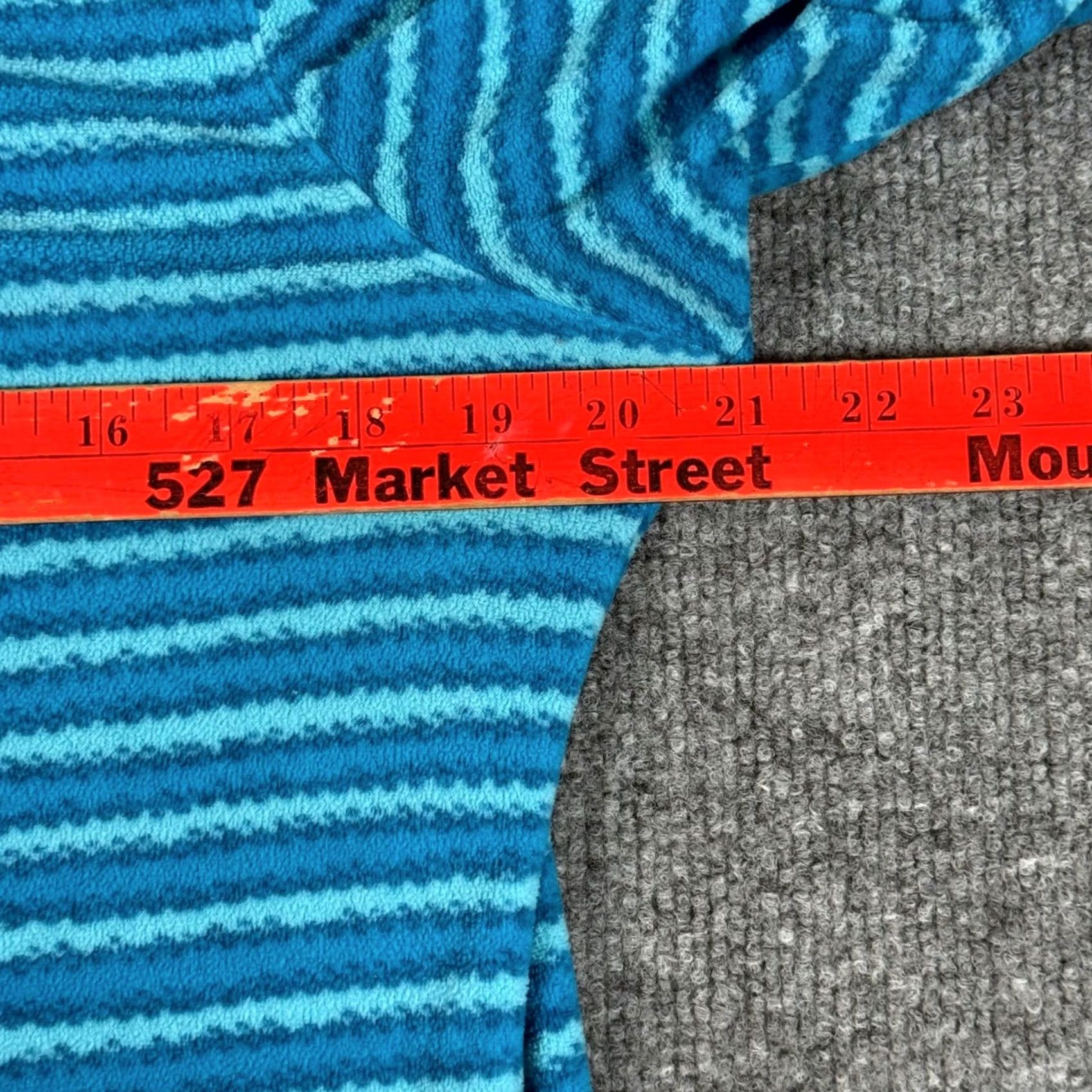 Etro VINTAGE Columbia Fleece Pullover 1/4 Zip Striped Blue Women M Mock Neck Pullover Casual Outdoor Activewear Breathing Pockets Lightweight Summer? Size M / US 6-8 / IT 42-44 - 7 Thumbnail