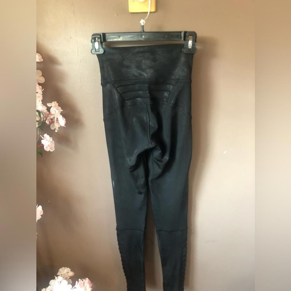 Other Compression Leggings by Human performance engineering pants Size 26" / US 2 / IT 38 - 6 Thumbnail