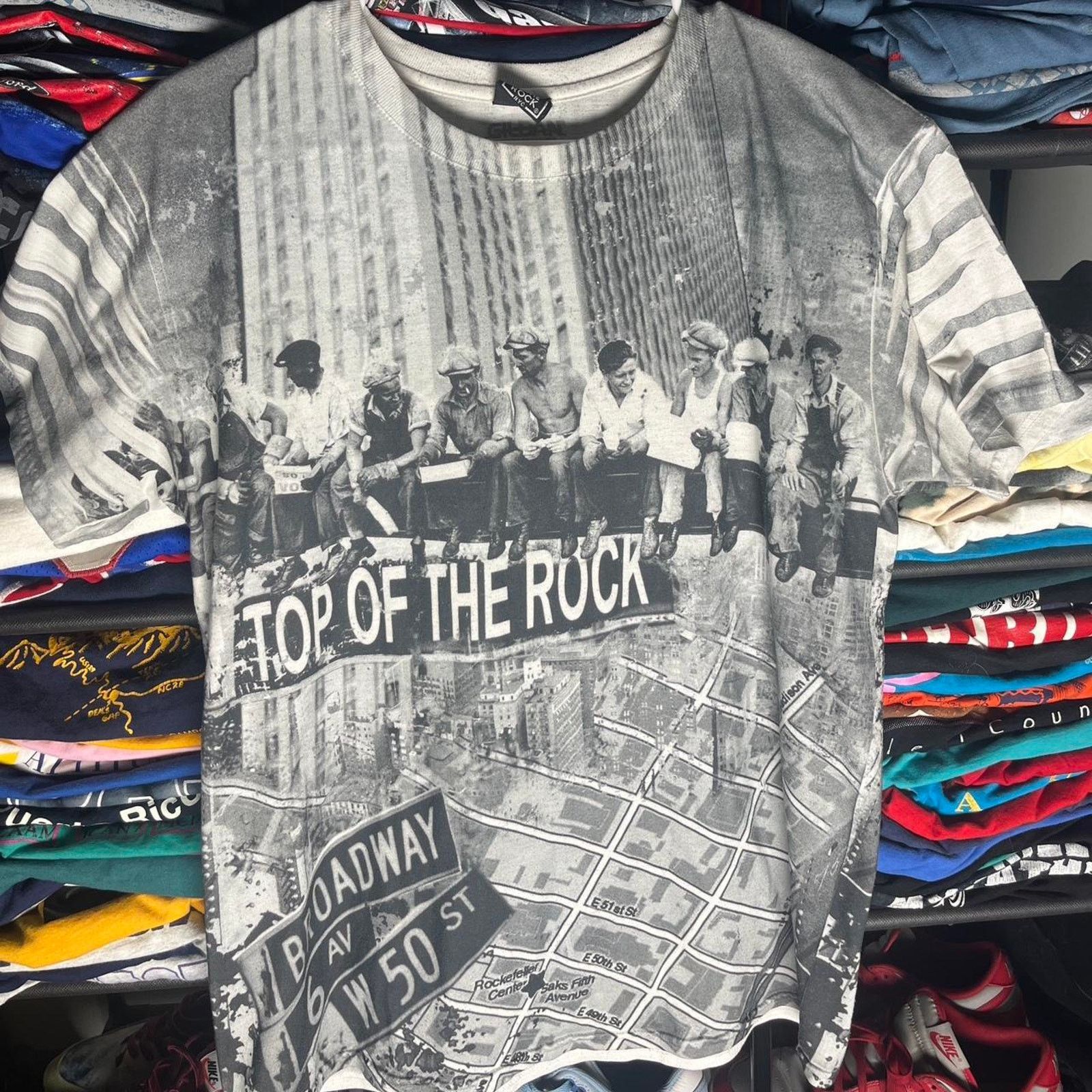 Nike Top of the Rock tee aop shirt Size US L / EU 52-54 / 3 - 1 Thumbnail
