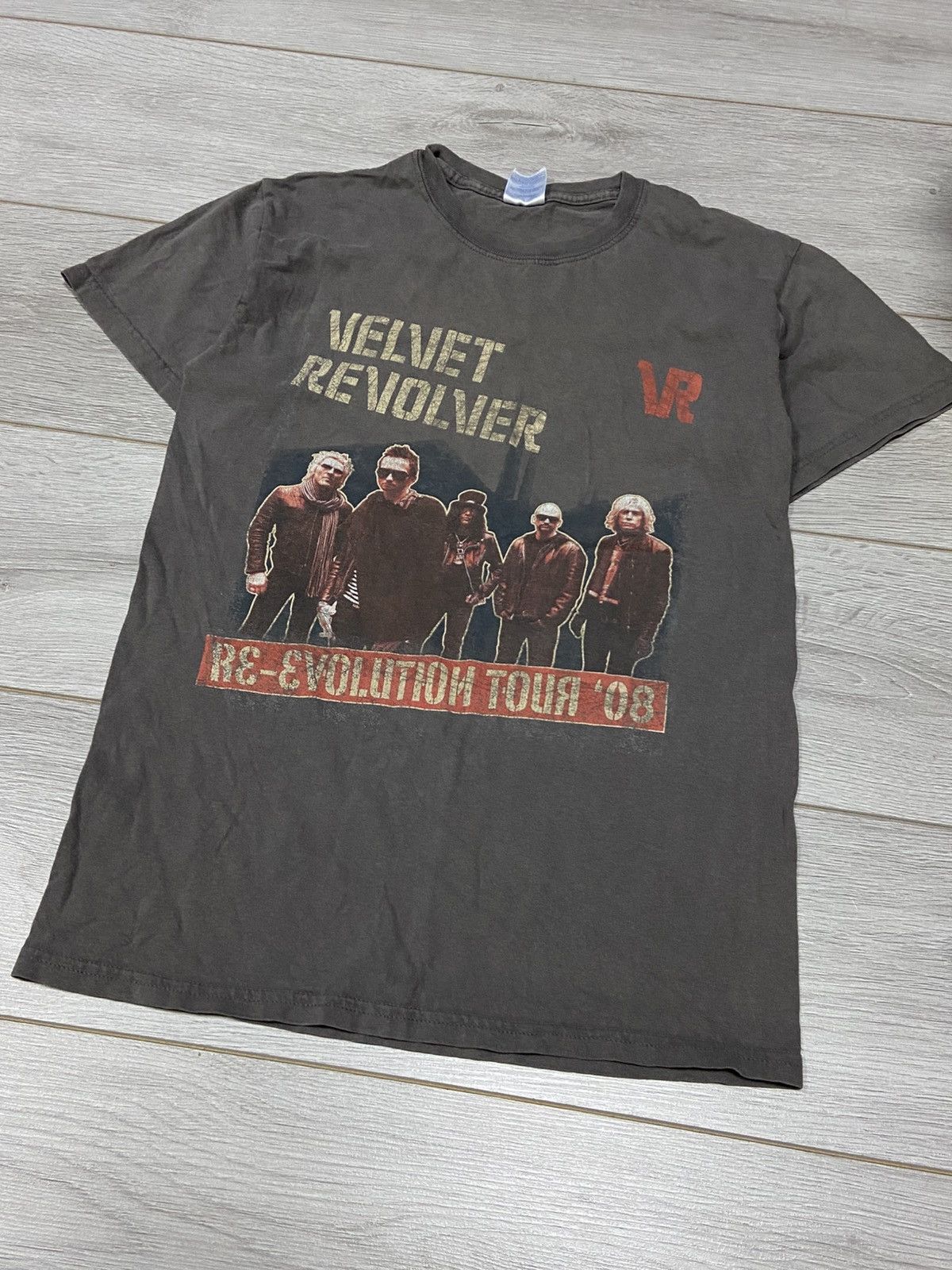 Band Tees 08 Revolution tour Velvet Revolver vintage t-shirt Size US S / EU 44-46 / 1 - 3 Thumbnail