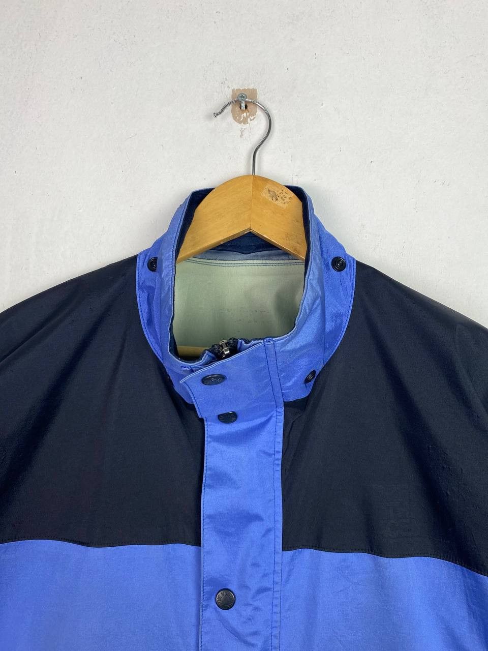 The North Face the north face goretex waterproof jacket missing hoody Size US M / EU 48-50 / 2 - 2 Thumbnail