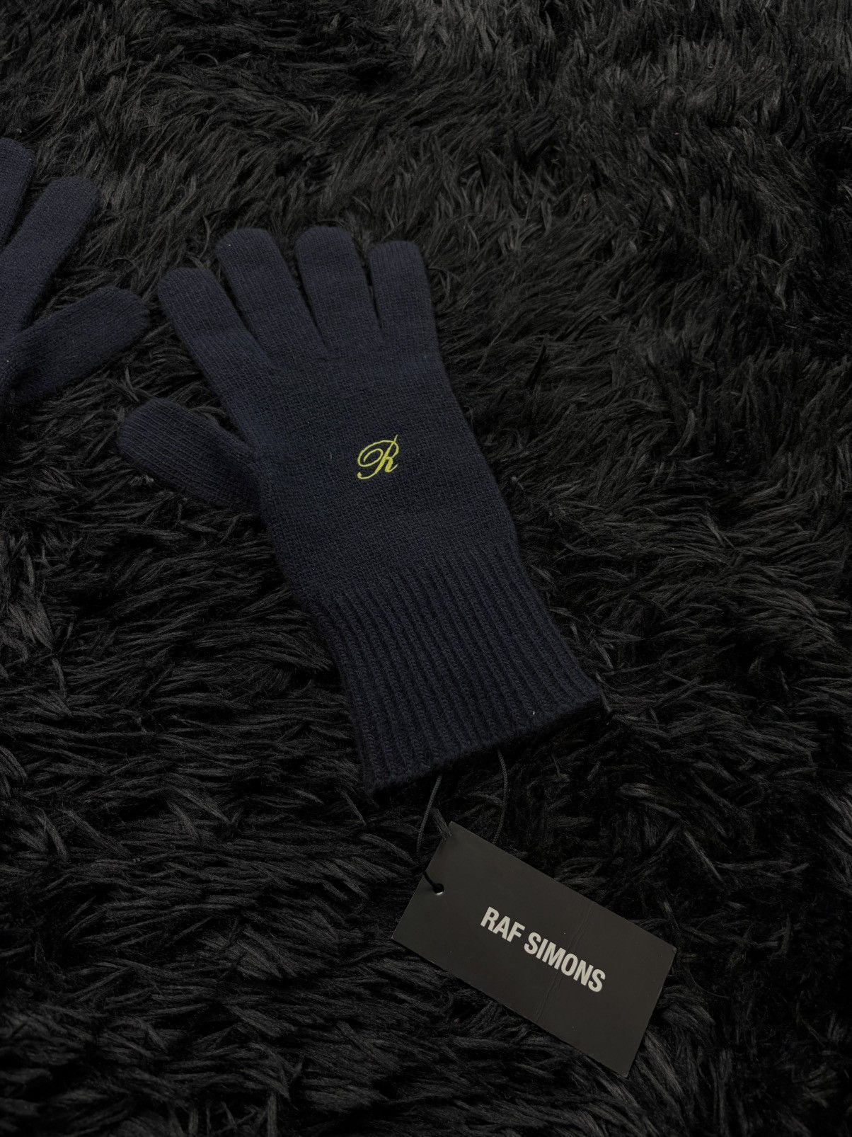 Raf Simons Raf Simons AW 2019 Heroes knitted wool gloves Size ONE SIZE - 2 Thumbnail